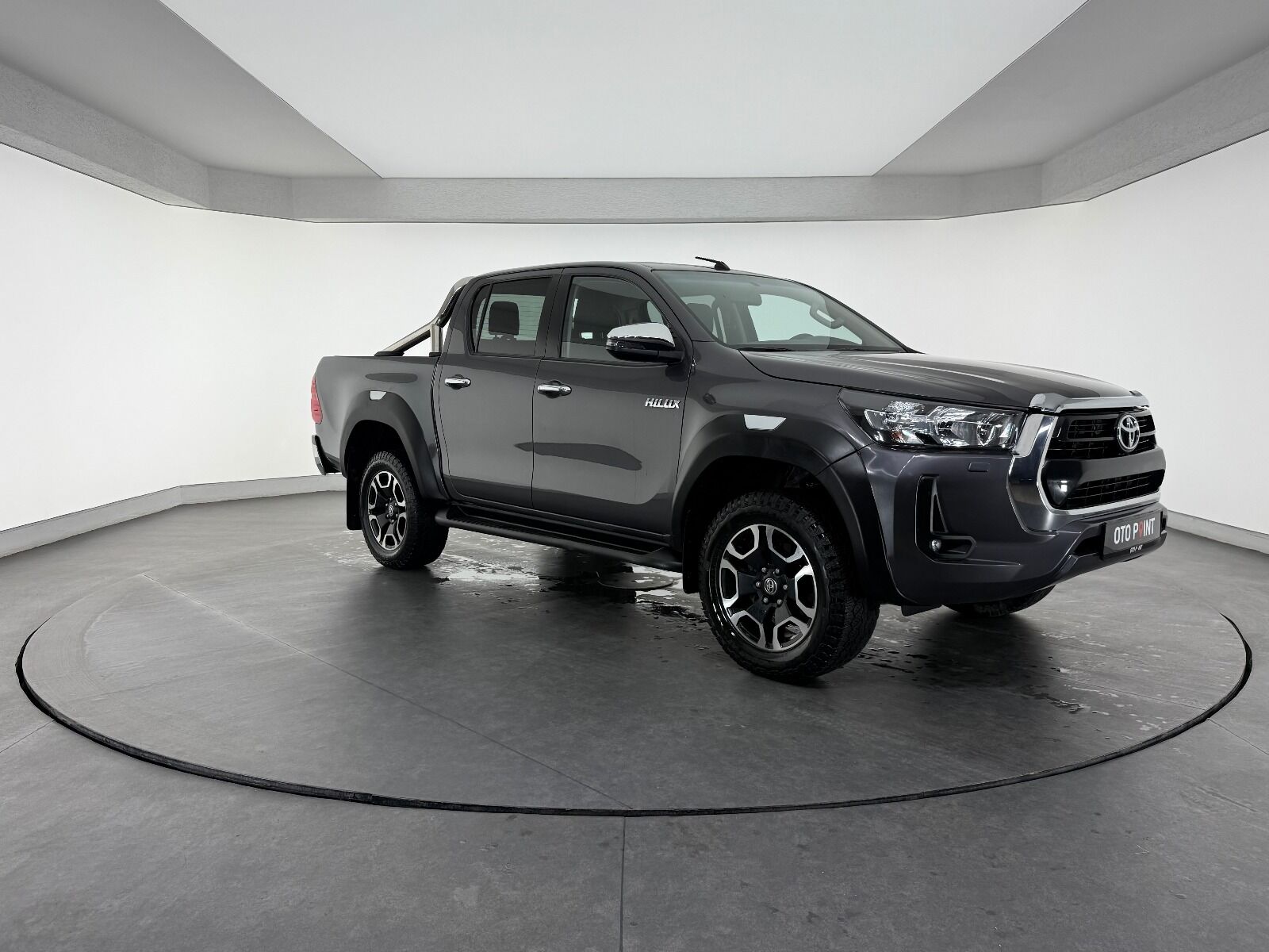 Toyota Hilux Hi-Lux 2.4 D-4D 4x2 Adventure Otomatik - 2022 - Detay