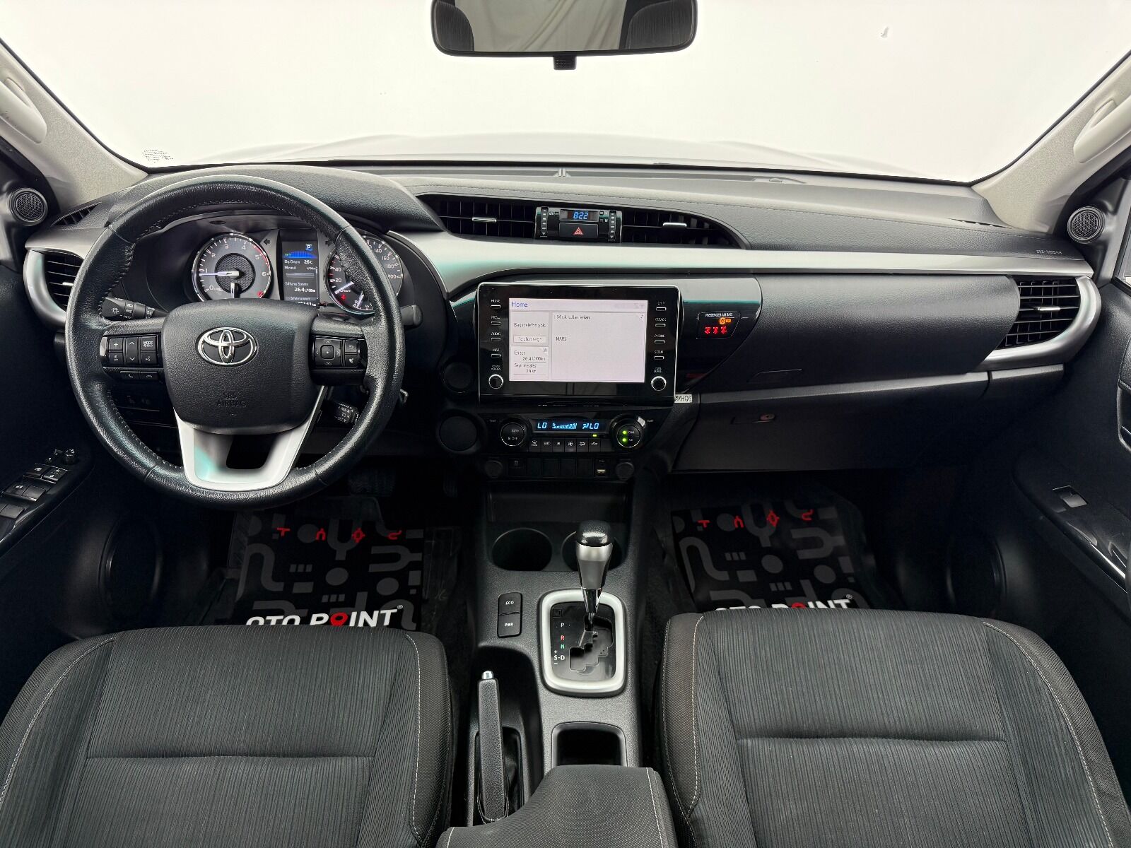 Toyota Hilux Hi-Lux 2.4 D-4D 4x2 Adventure Otomatik - 2022 - Detay