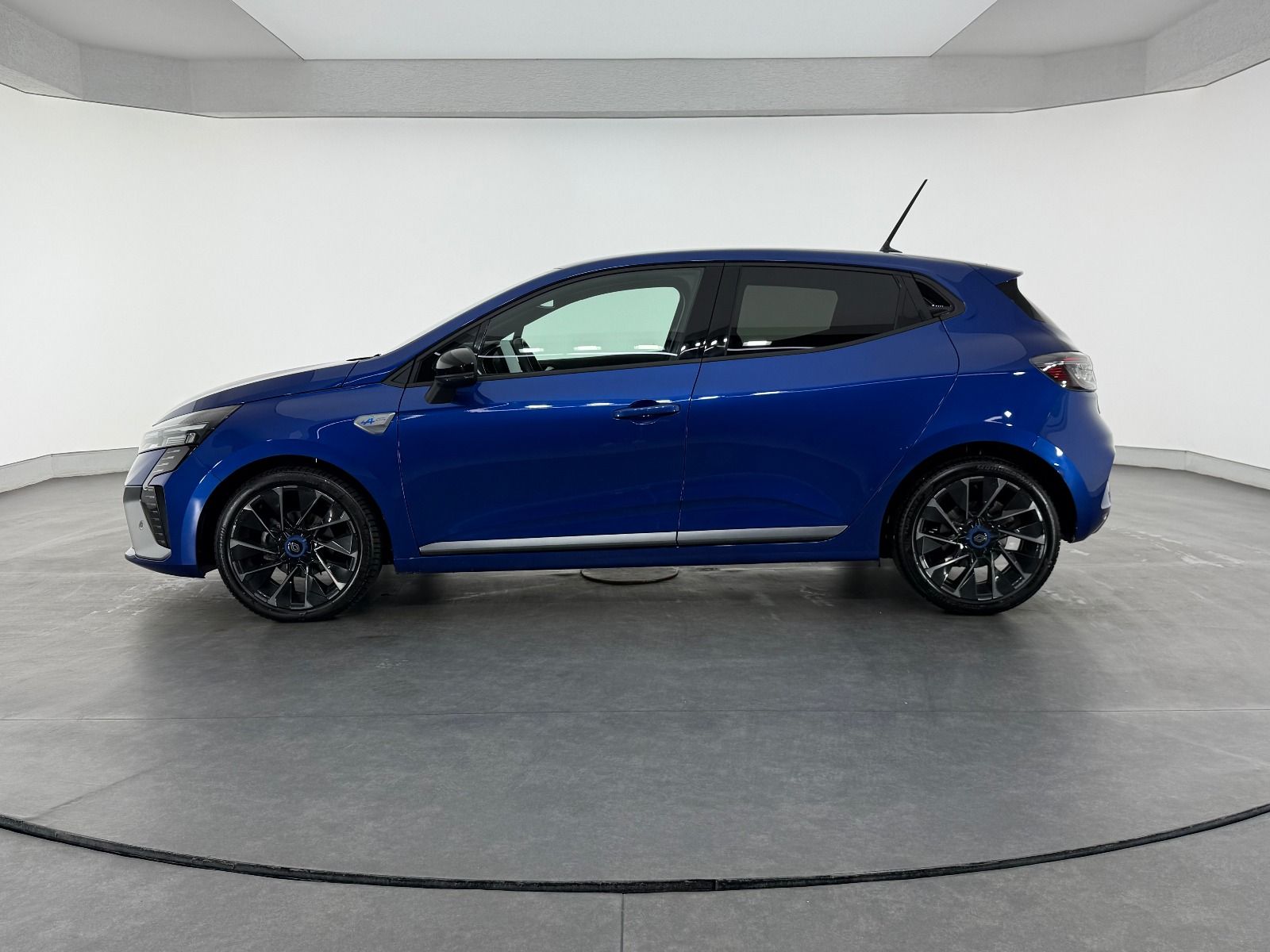 Renault Clio 1.0 TCE Techno Esprit Alpine X-Tronic - 2025 - Detay