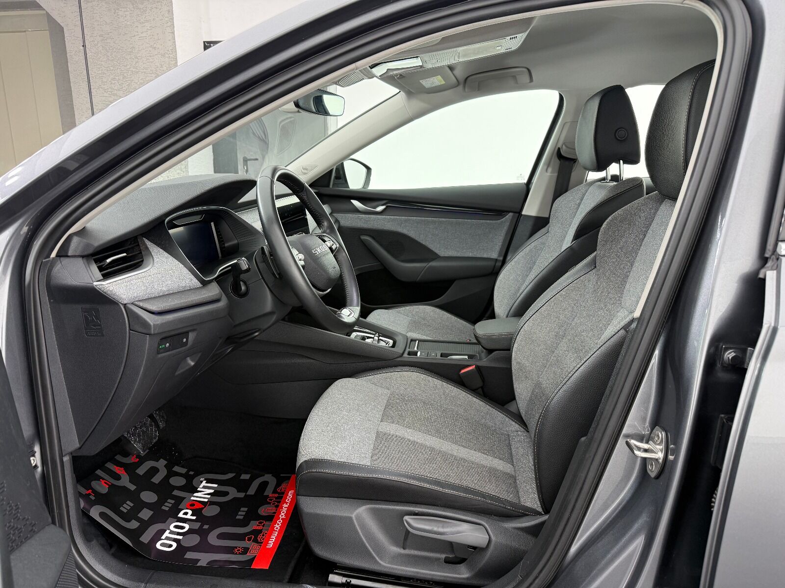 Skoda Octavia 1.5 TSI Mhev Premium DSG - 2025 - Detay