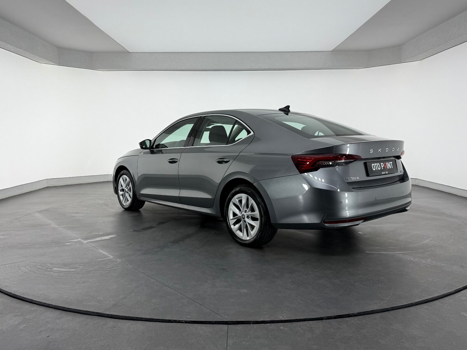 Skoda Octavia 1.5 TSI Mhev Premium DSG - 2025 - Detay