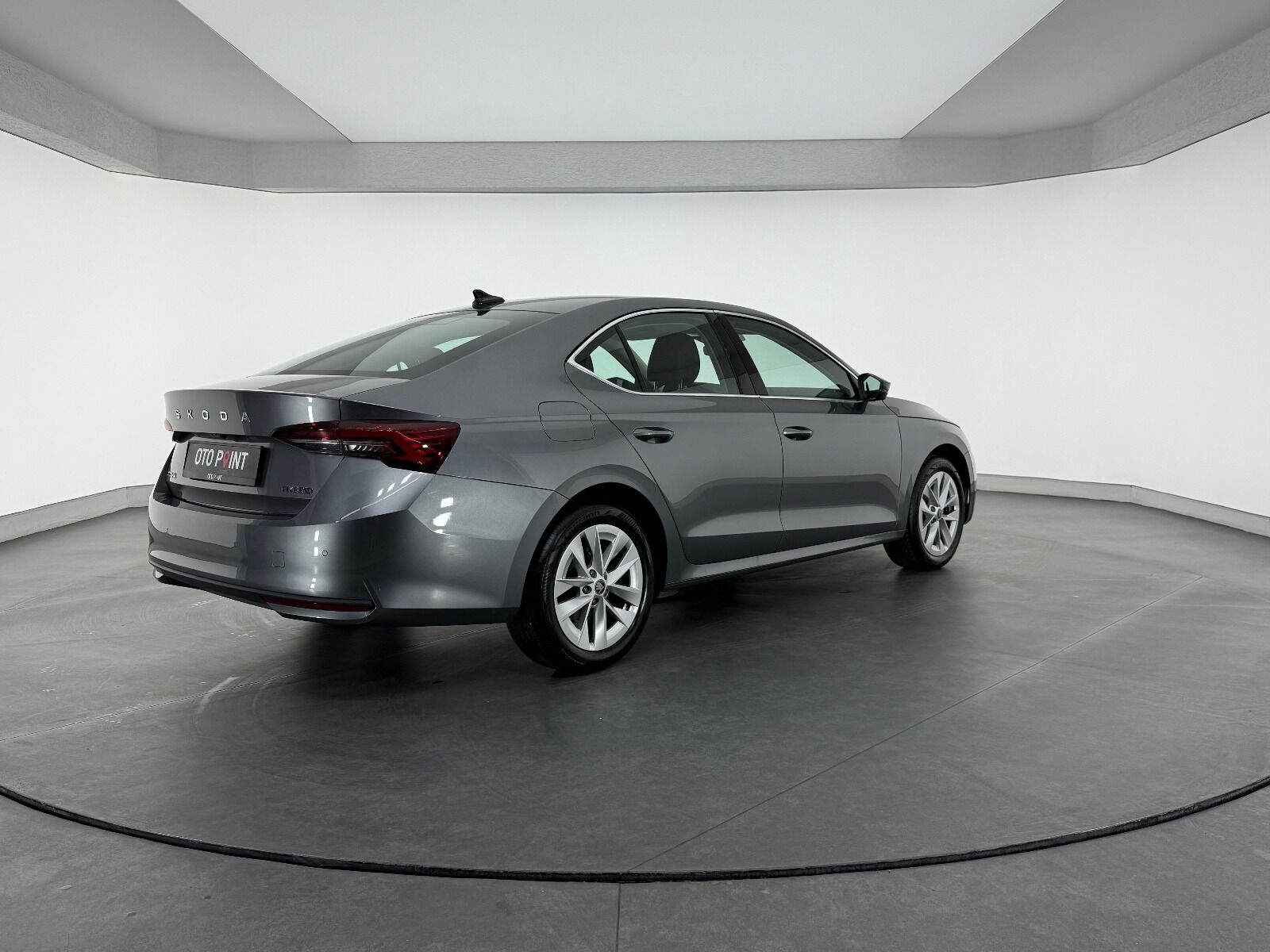 Skoda Octavia 1.5 TSI Mhev Premium DSG - 2025 - Detay