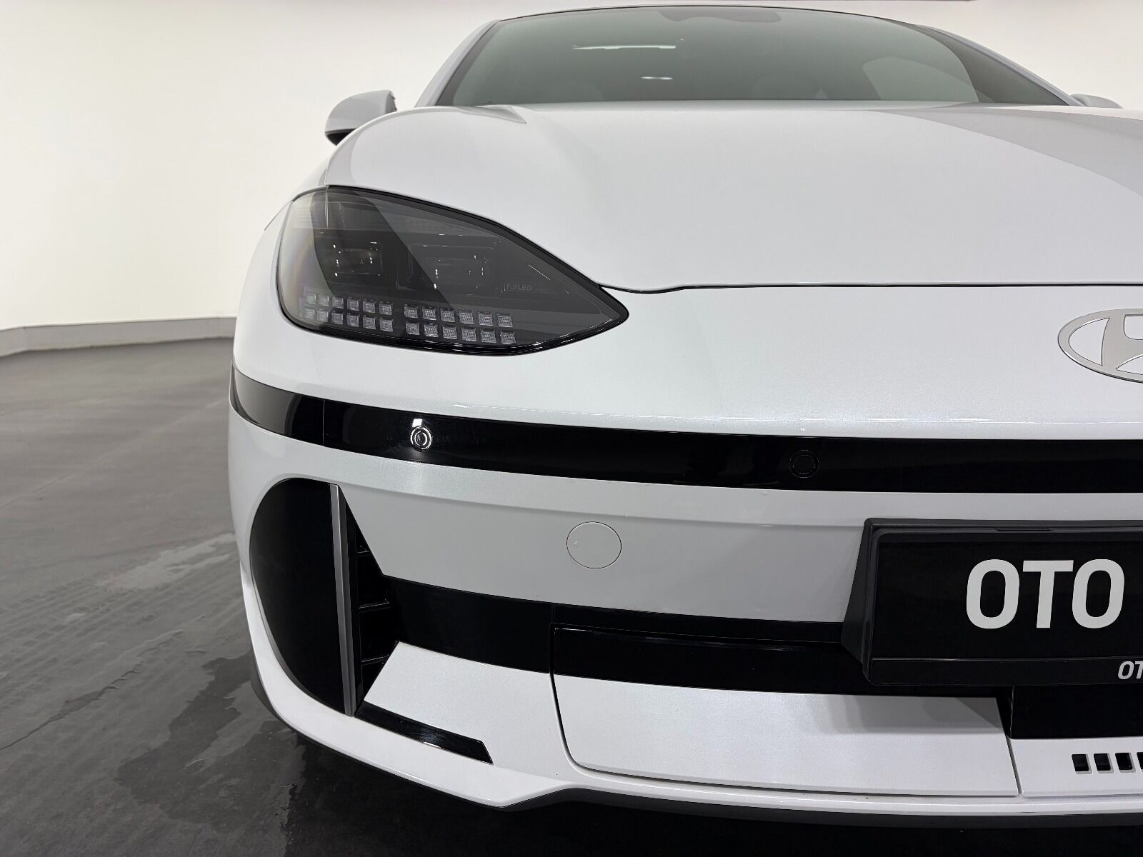 Hyundai Ioniq 6 Advance 111 Kw 4x2 - 2024 - Detay