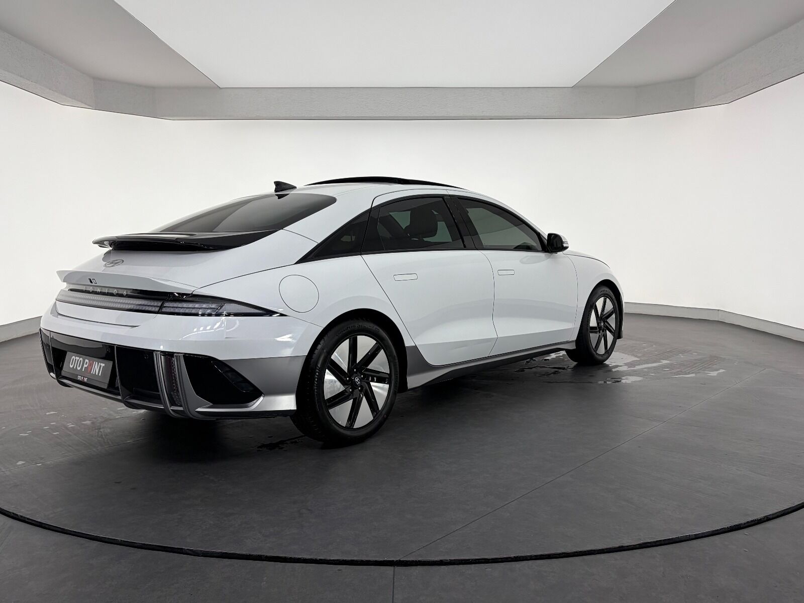 Hyundai Ioniq 6 Advance 111 Kw 4x2 - 2024 - Detay