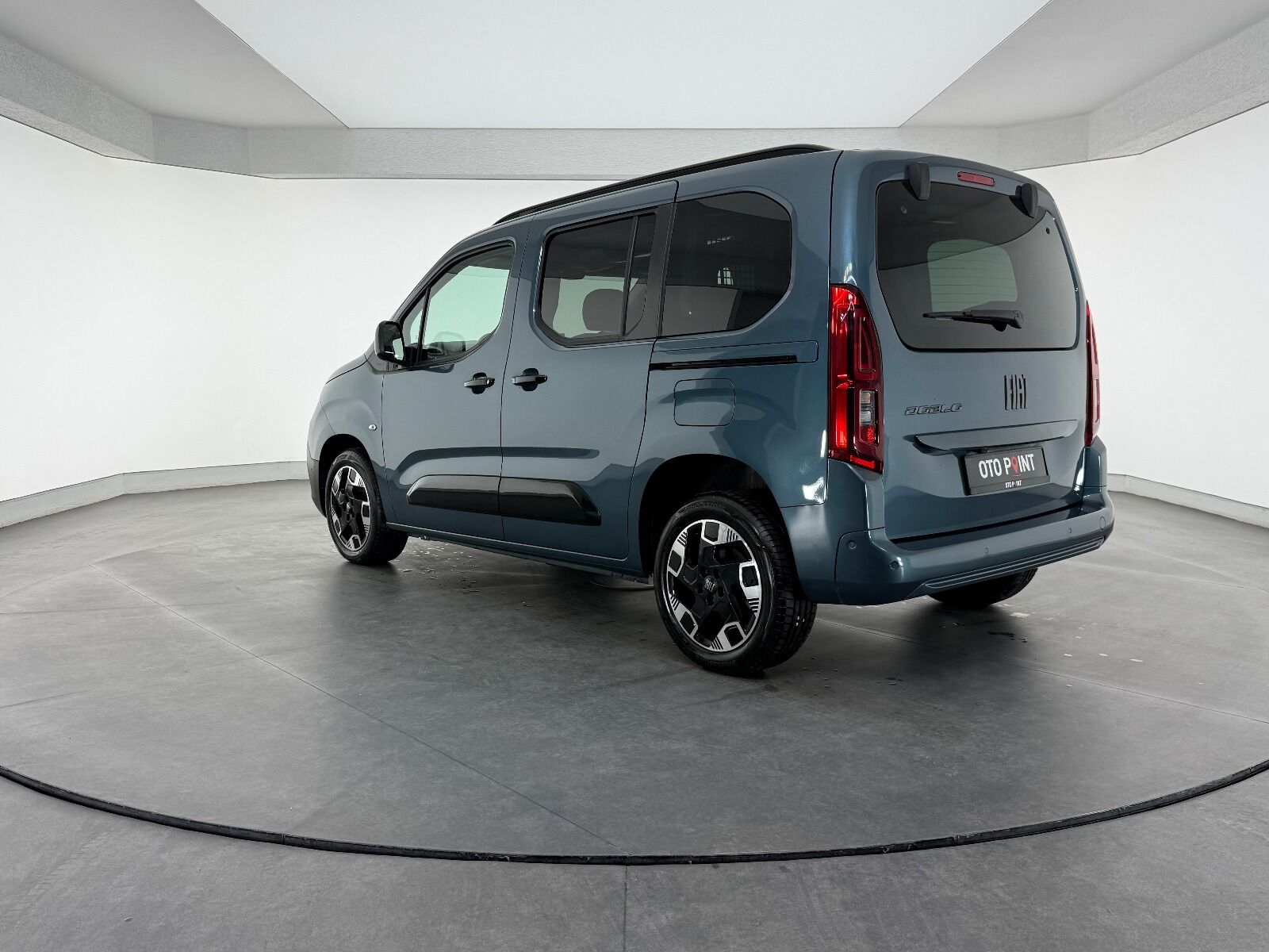 Fiat Doblo Combi 1.5 BlueHDİ Premio Plus - 2025 - Detay