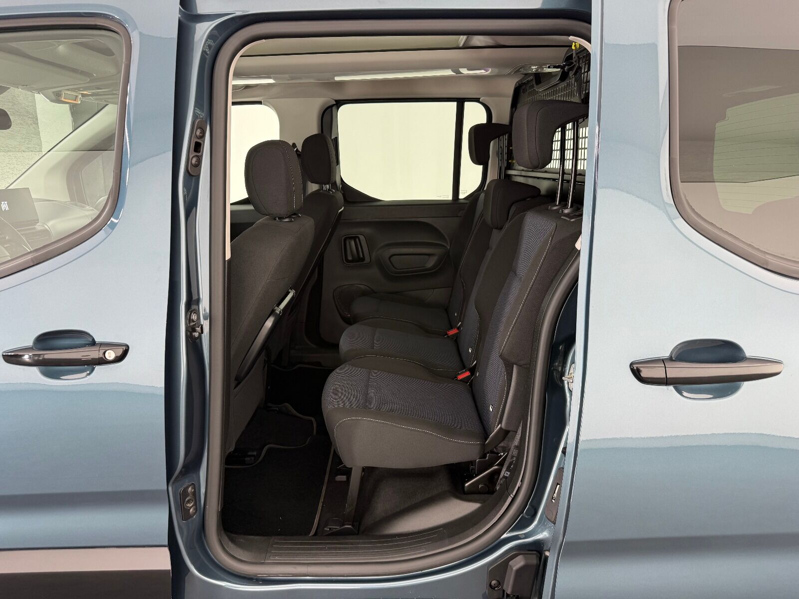 Fiat Doblo Combi 1.5 BlueHDİ Premio Plus - 2025 - Detay