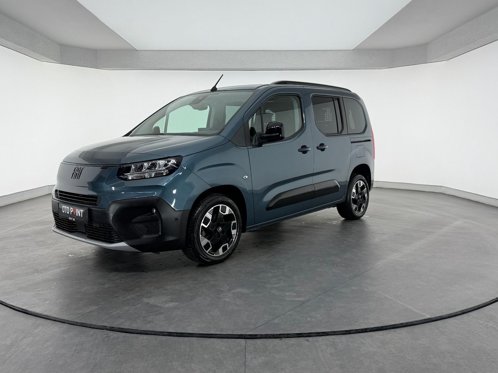 Fiat Doblo Combi 1.5 BlueHDİ Premio Plus - 2025 - Detay