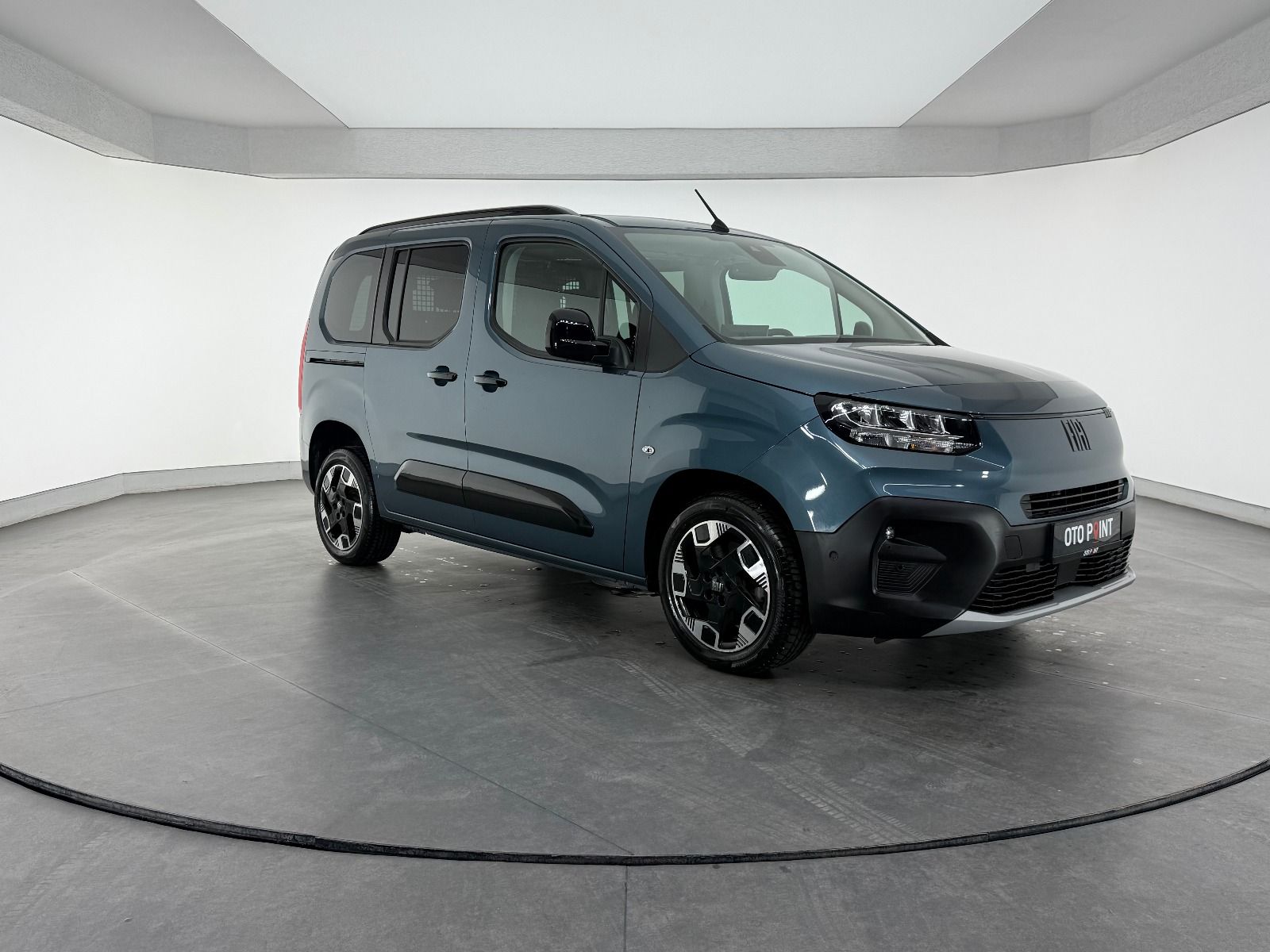 Fiat Doblo Combi 1.5 BlueHDİ Premio Plus - 2025 - Detay