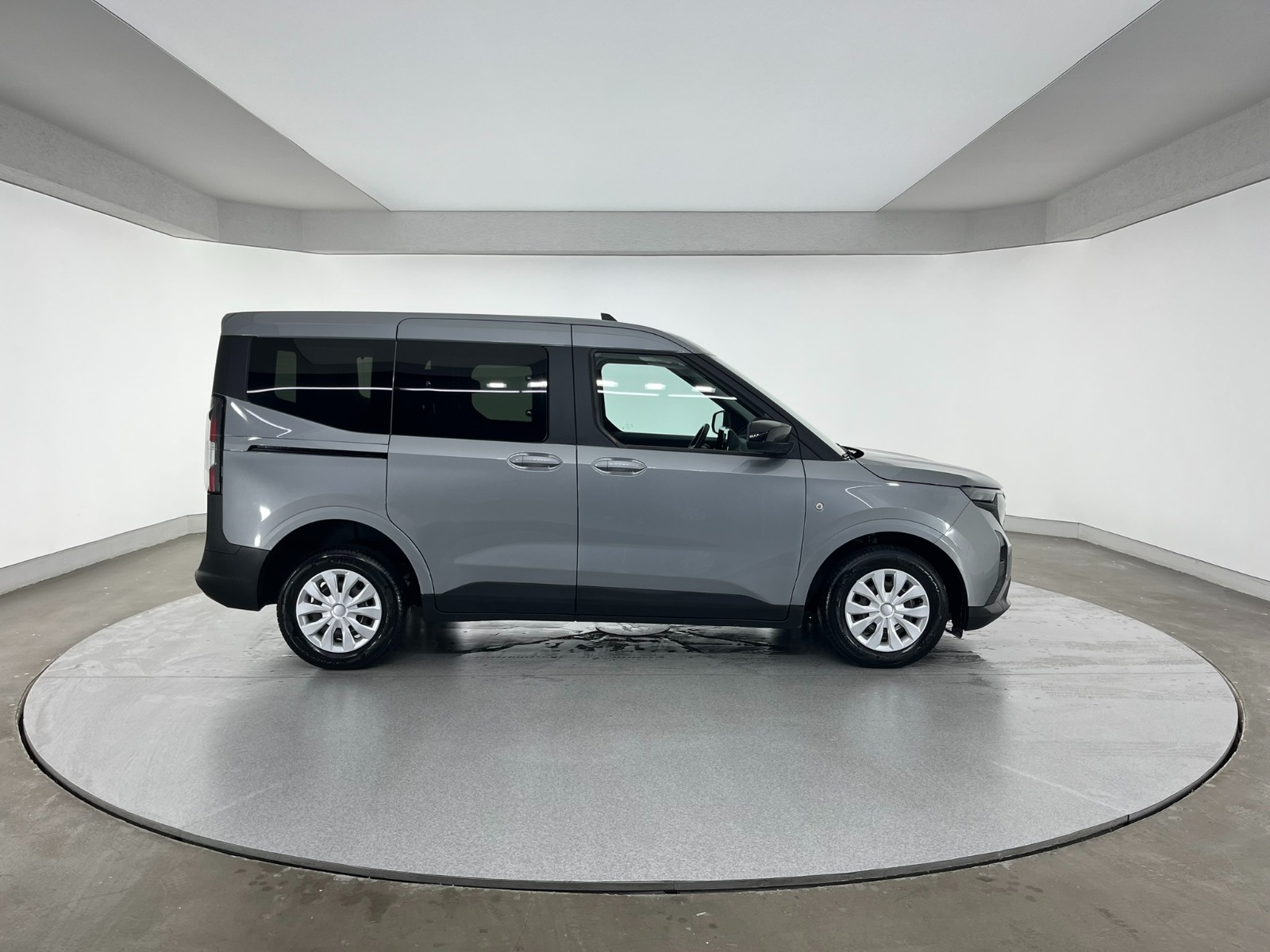 Ford Tourneo Courier Kombi 1.5 EcoBlue Deluxe - 2024 - Detay