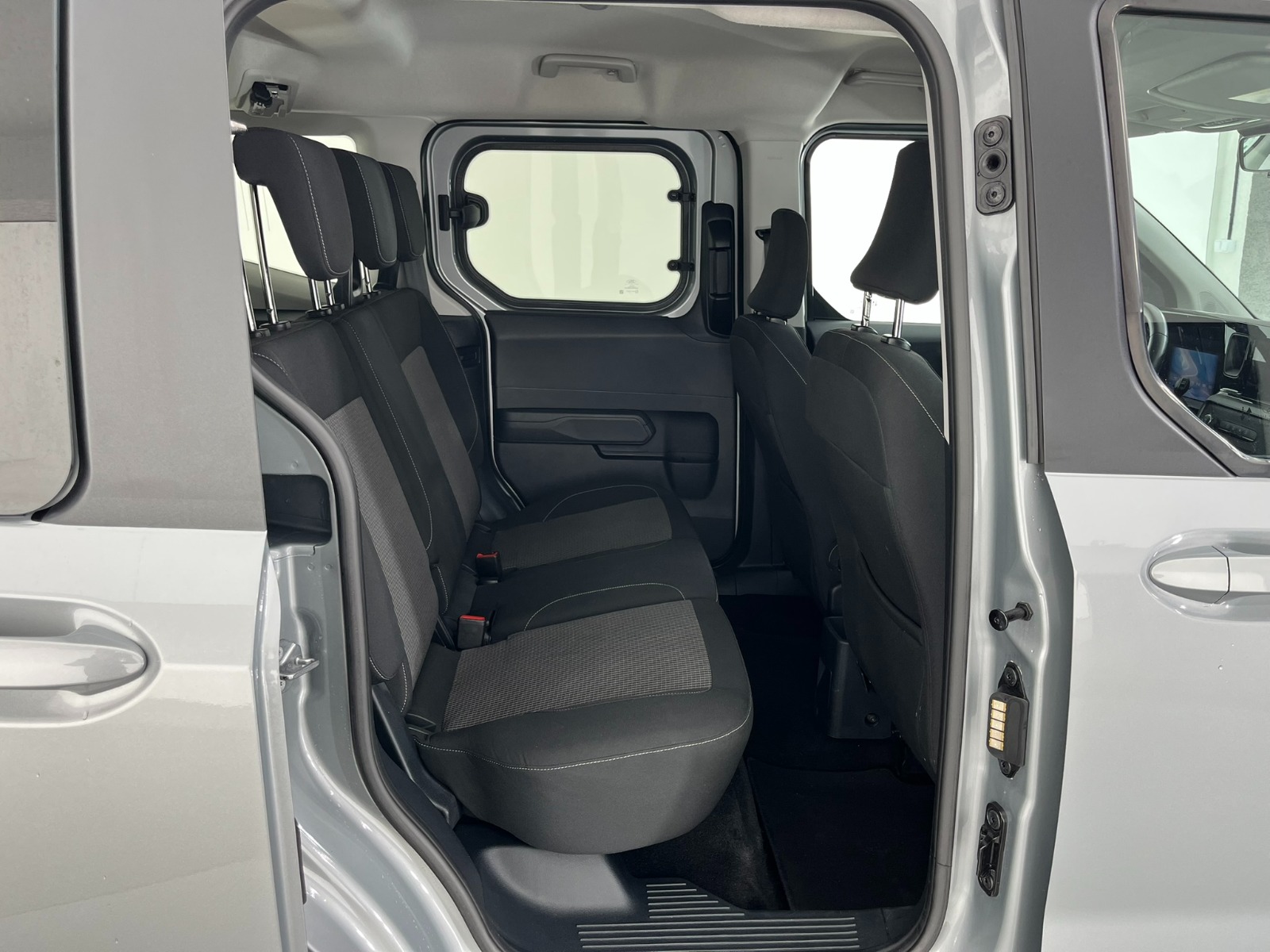 Ford Tourneo Courier Kombi 1.5 EcoBlue Deluxe - 2024 - Detay