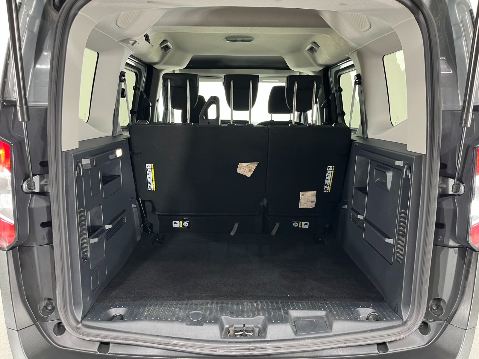 Ford Tourneo Courier Kombi 1.5 EcoBlue Deluxe - 2024 - Detay