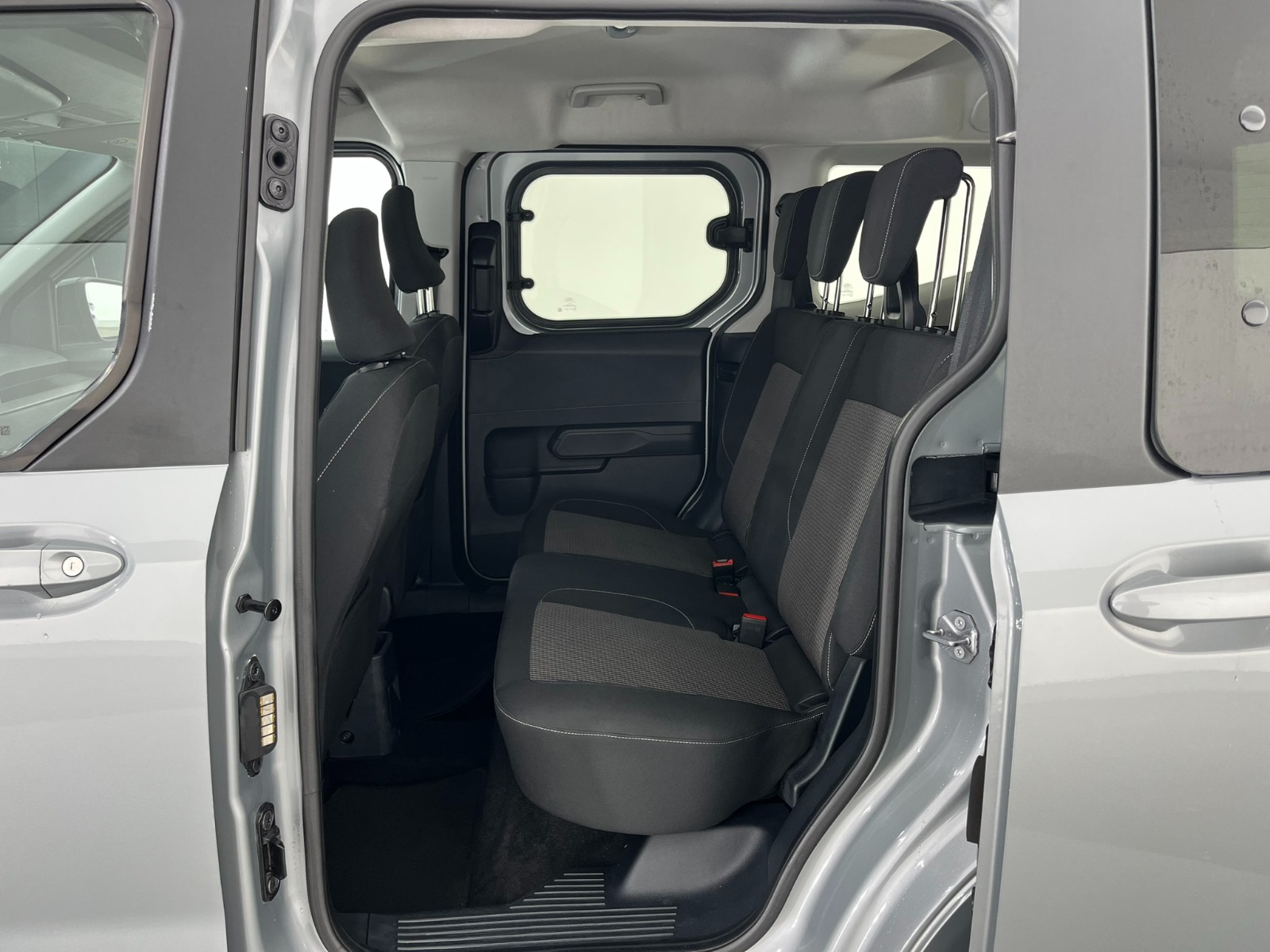 Ford Tourneo Courier Kombi 1.5 EcoBlue Deluxe - 2024 - Detay