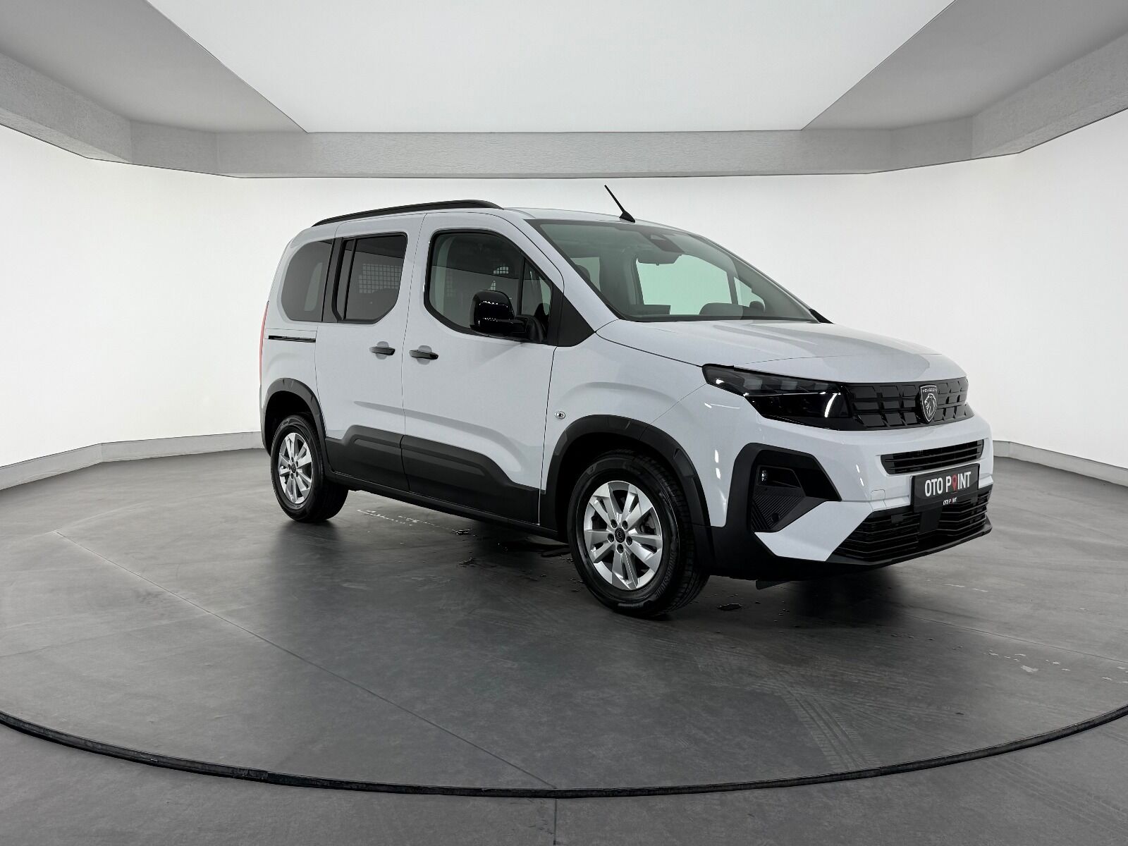 Peugeot Rifter 1.5 BlueHDI Allure EAT8 - 2026 - Detay
