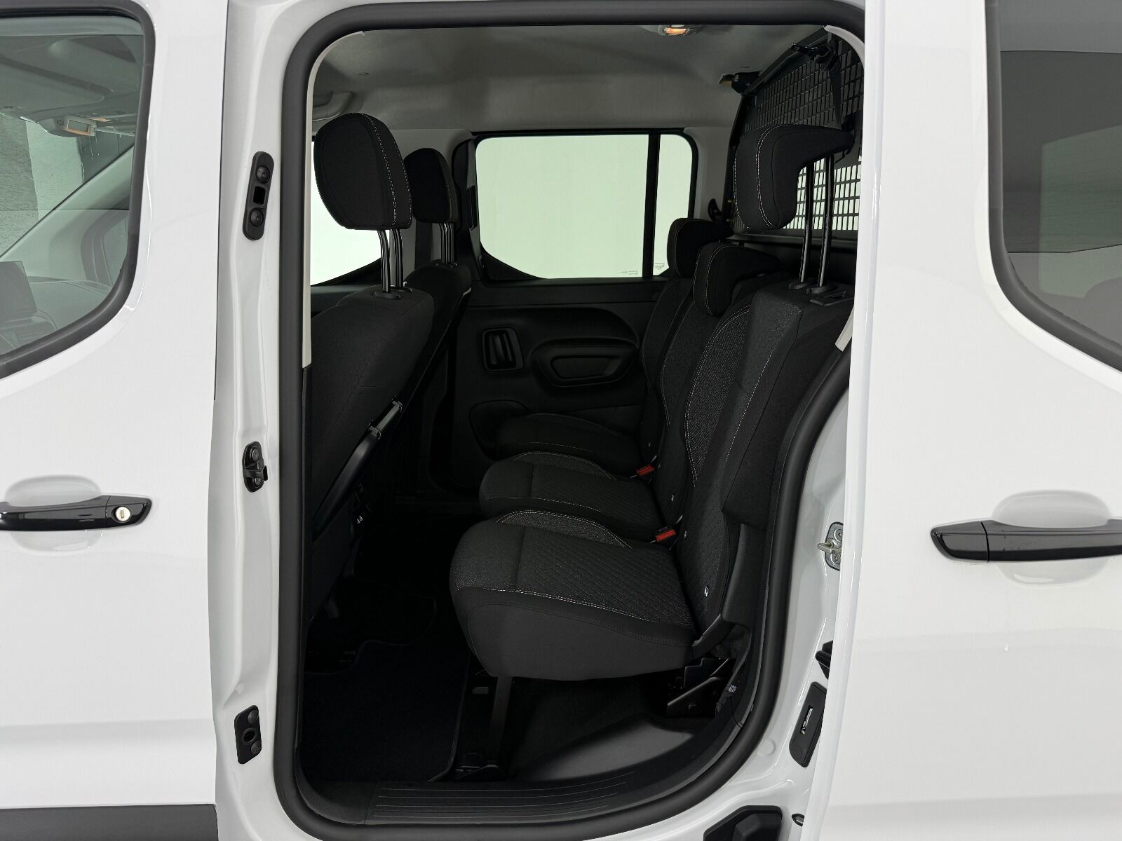 Peugeot Rifter 1.5 BlueHDI Allure EAT8 - 2026 - Detay