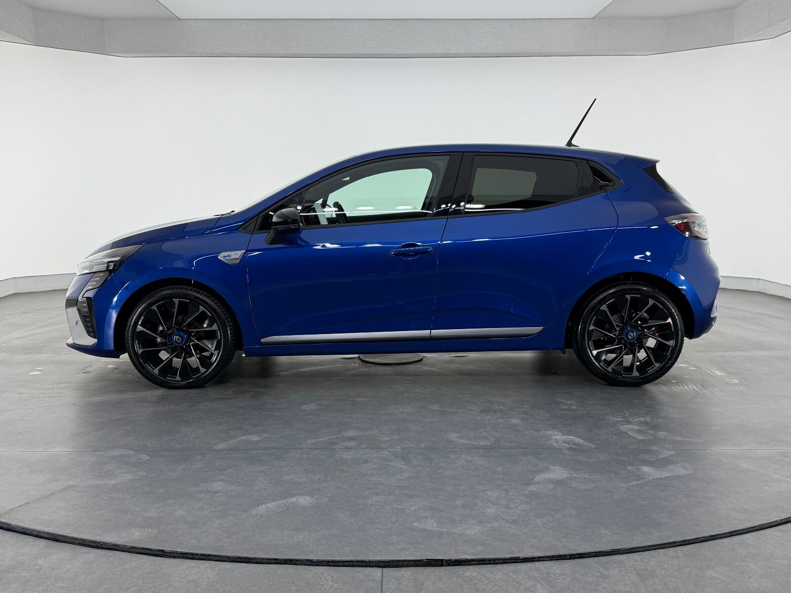 Renault Clio 1.0 TCE Techno Esprit Alpine X-Tronic - 2025 - Detay