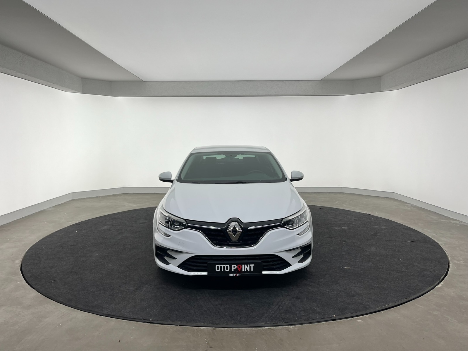 Renault Megane Sedan 1.3 TCe Joy EDC - 2021