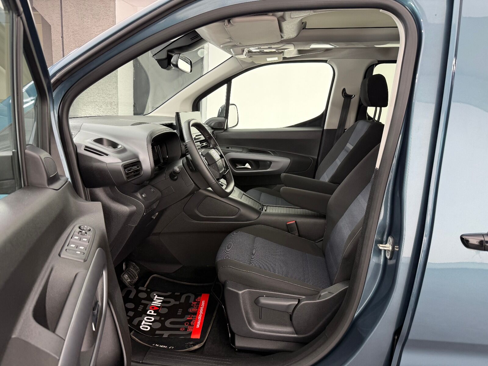 Fiat Doblo Combi 1.5 BlueHDİ Premio Plus - 2025 - Detay