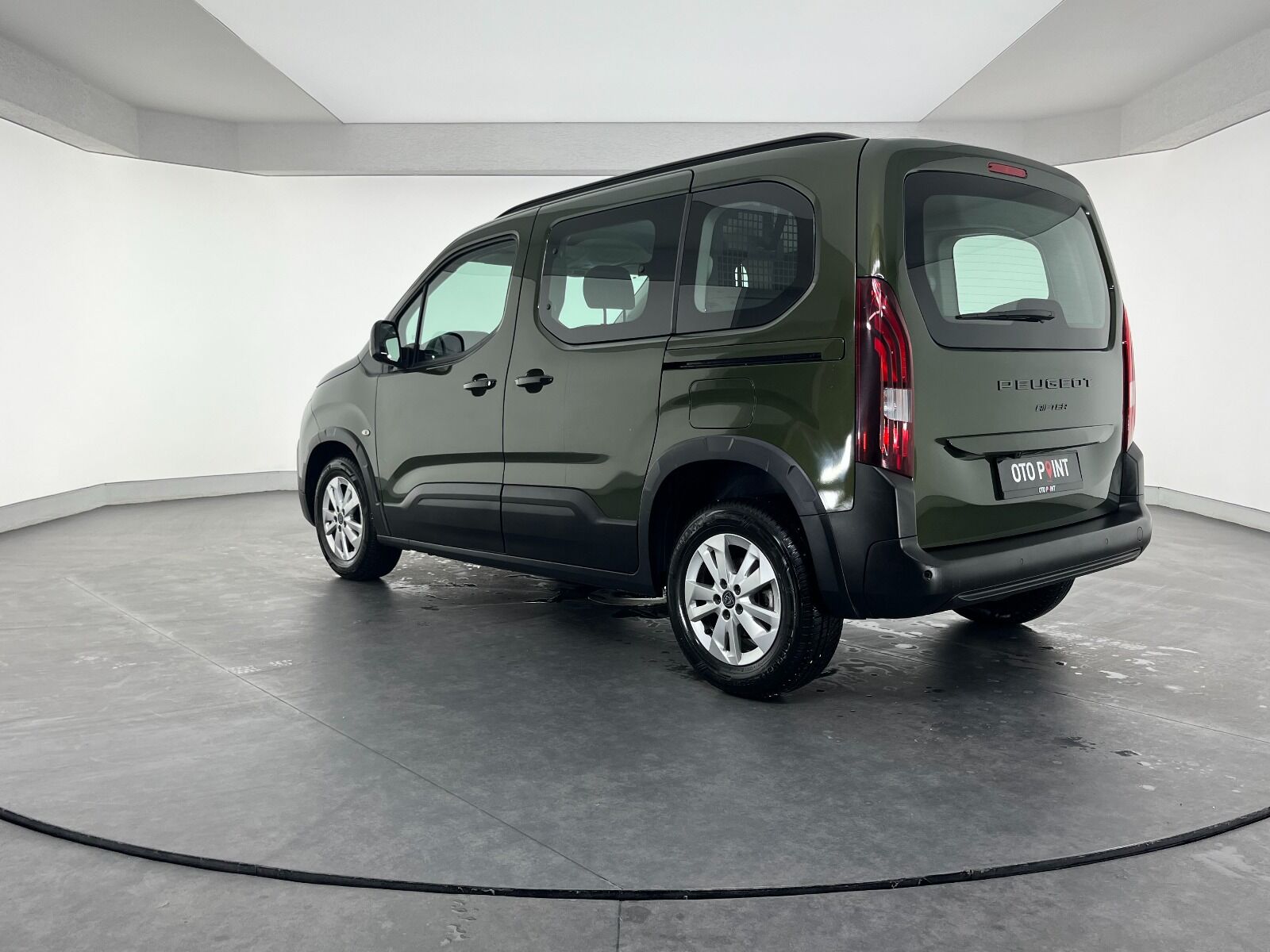 Peugeot Rifter 1.5 BlueHDI Allure EAT8 - 2025 - Detay
