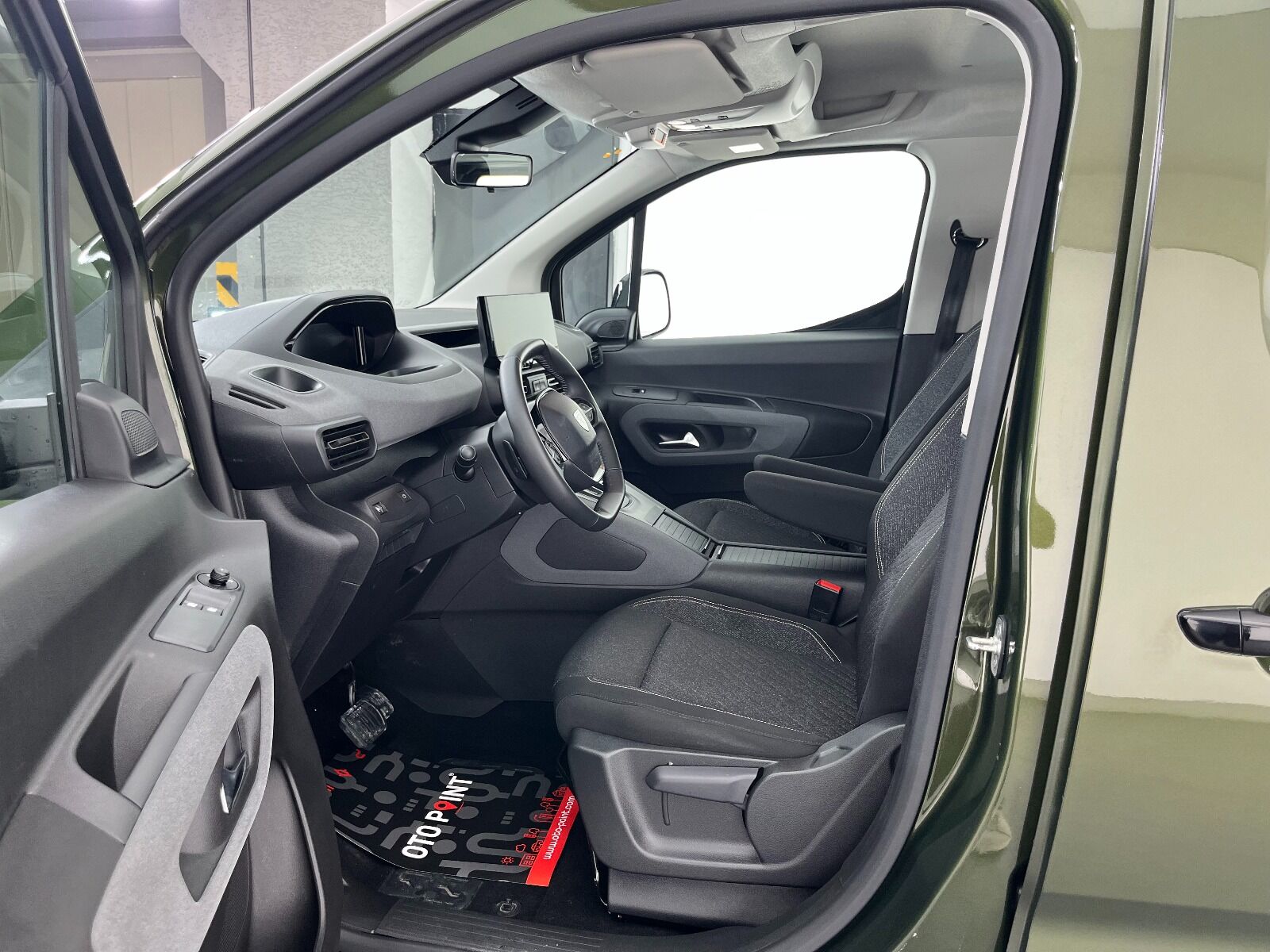 Peugeot Rifter 1.5 BlueHDI Allure EAT8 - 2025 - Detay