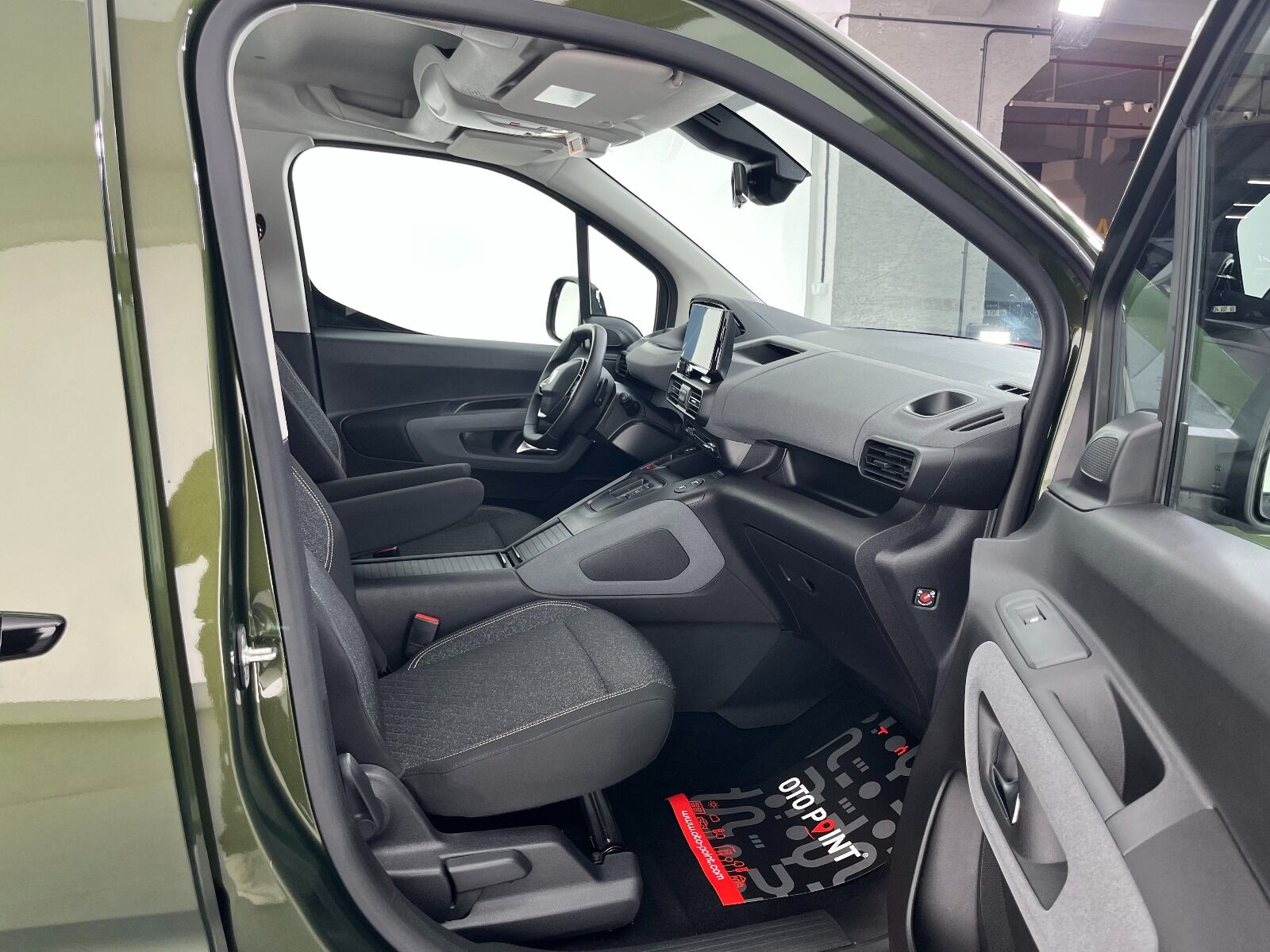 Peugeot Rifter 1.5 BlueHDI Allure EAT8 - 2025 - Detay