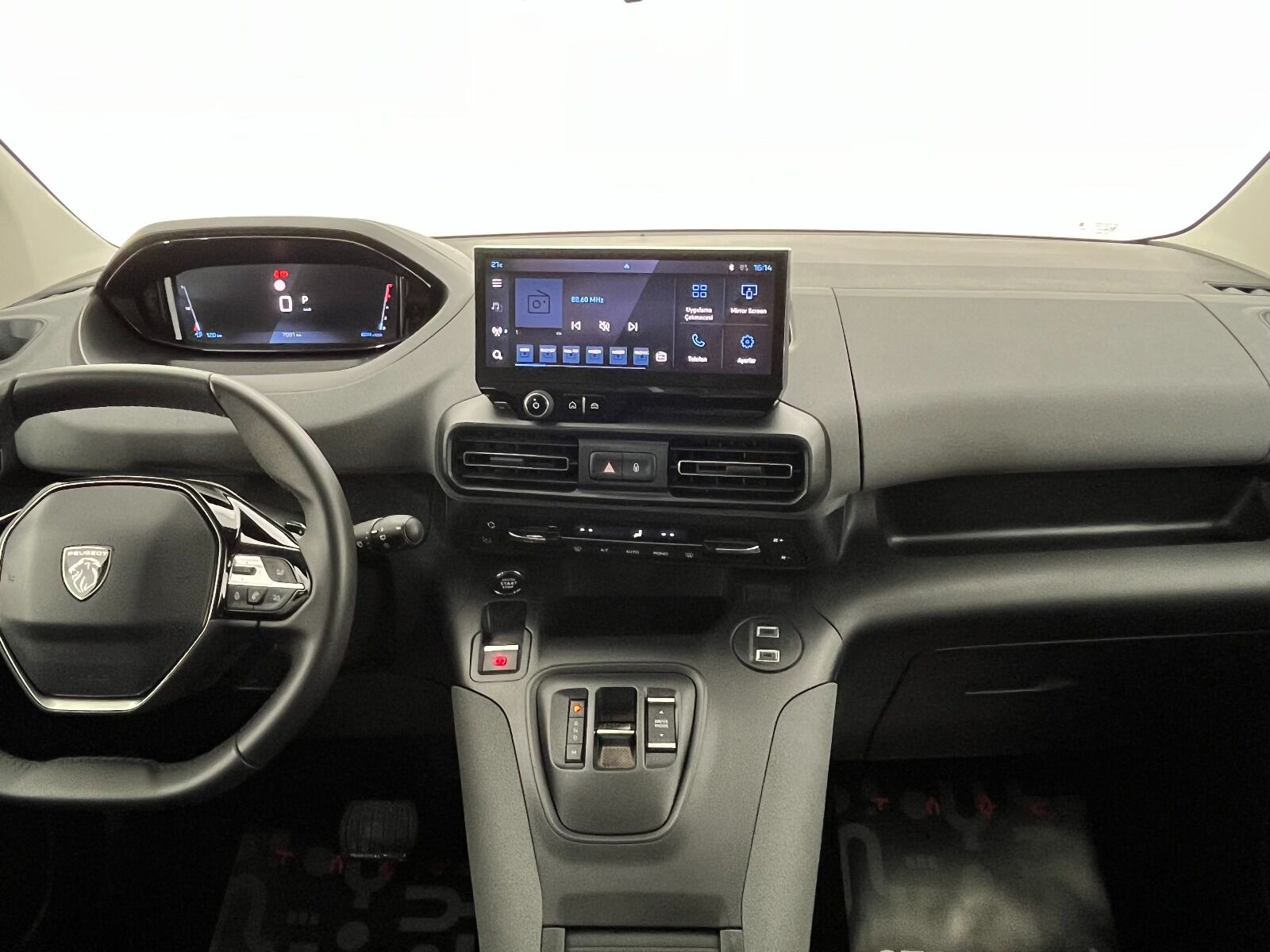 Peugeot Rifter 1.5 BlueHDI Allure EAT8 - 2025 - Detay