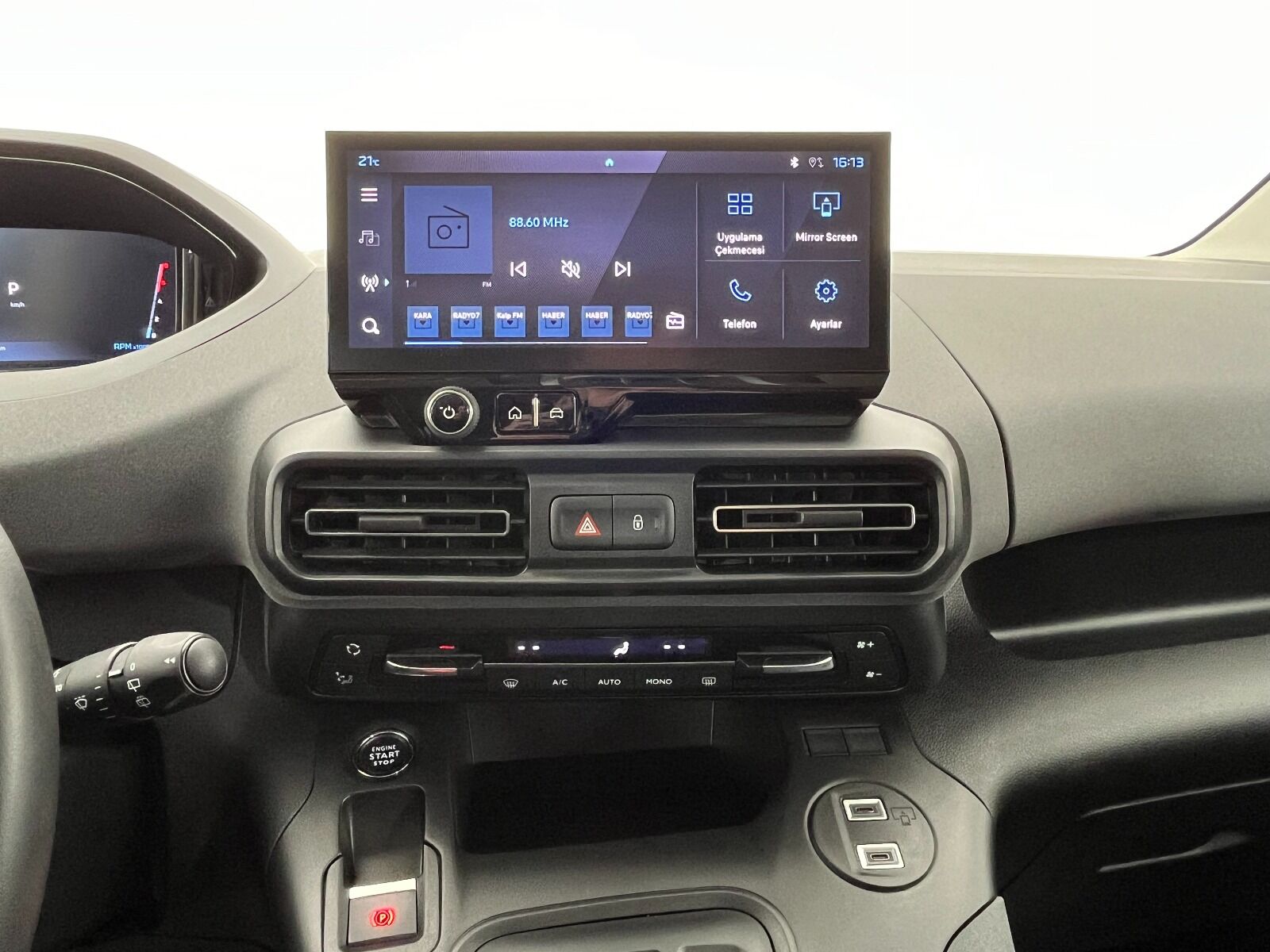 Peugeot Rifter 1.5 BlueHDI Allure EAT8 - 2025 - Detay