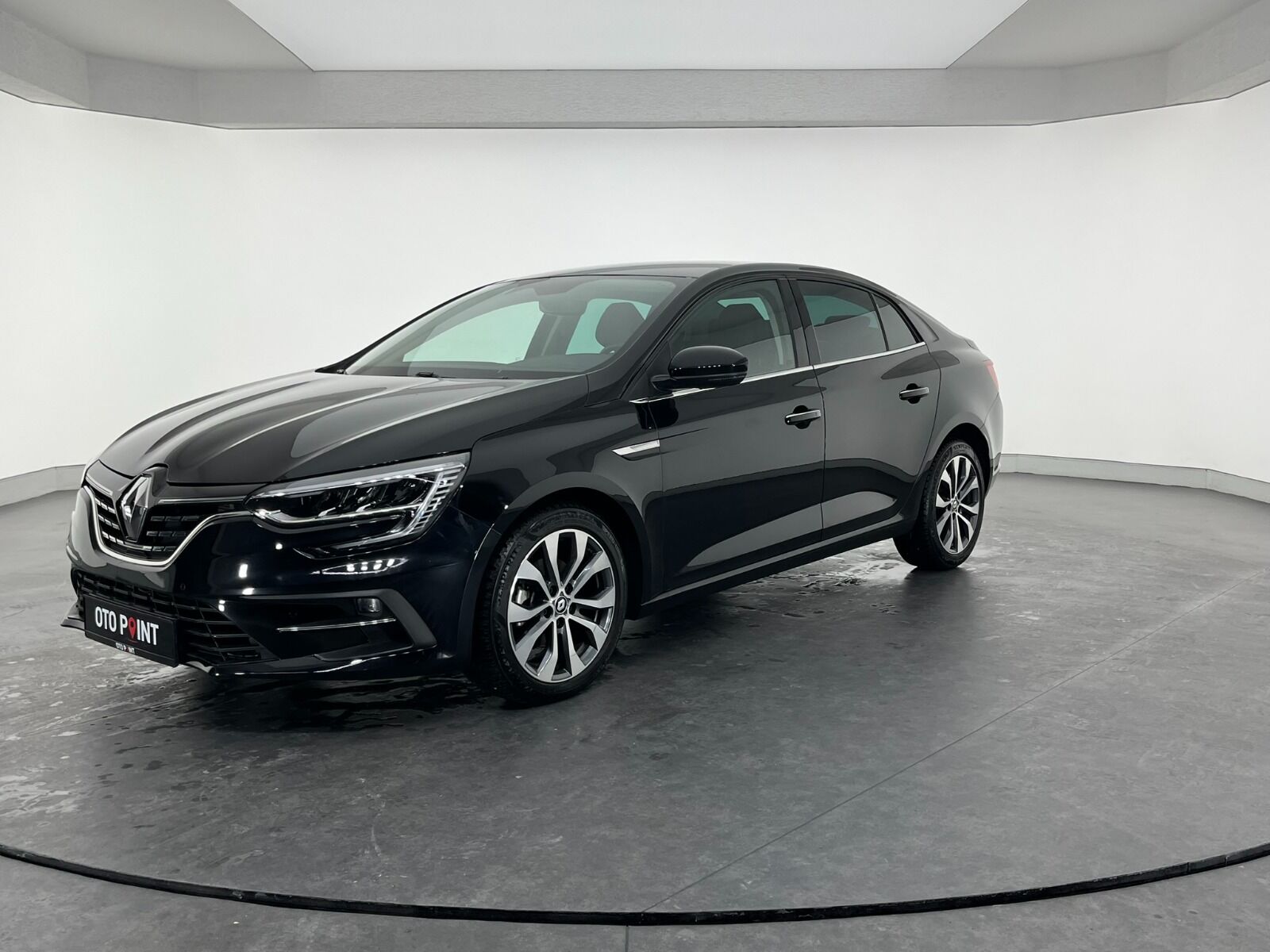 Renault Megane Sedan 1.5 Blue DCI Icon EDC - 2024 - Detay