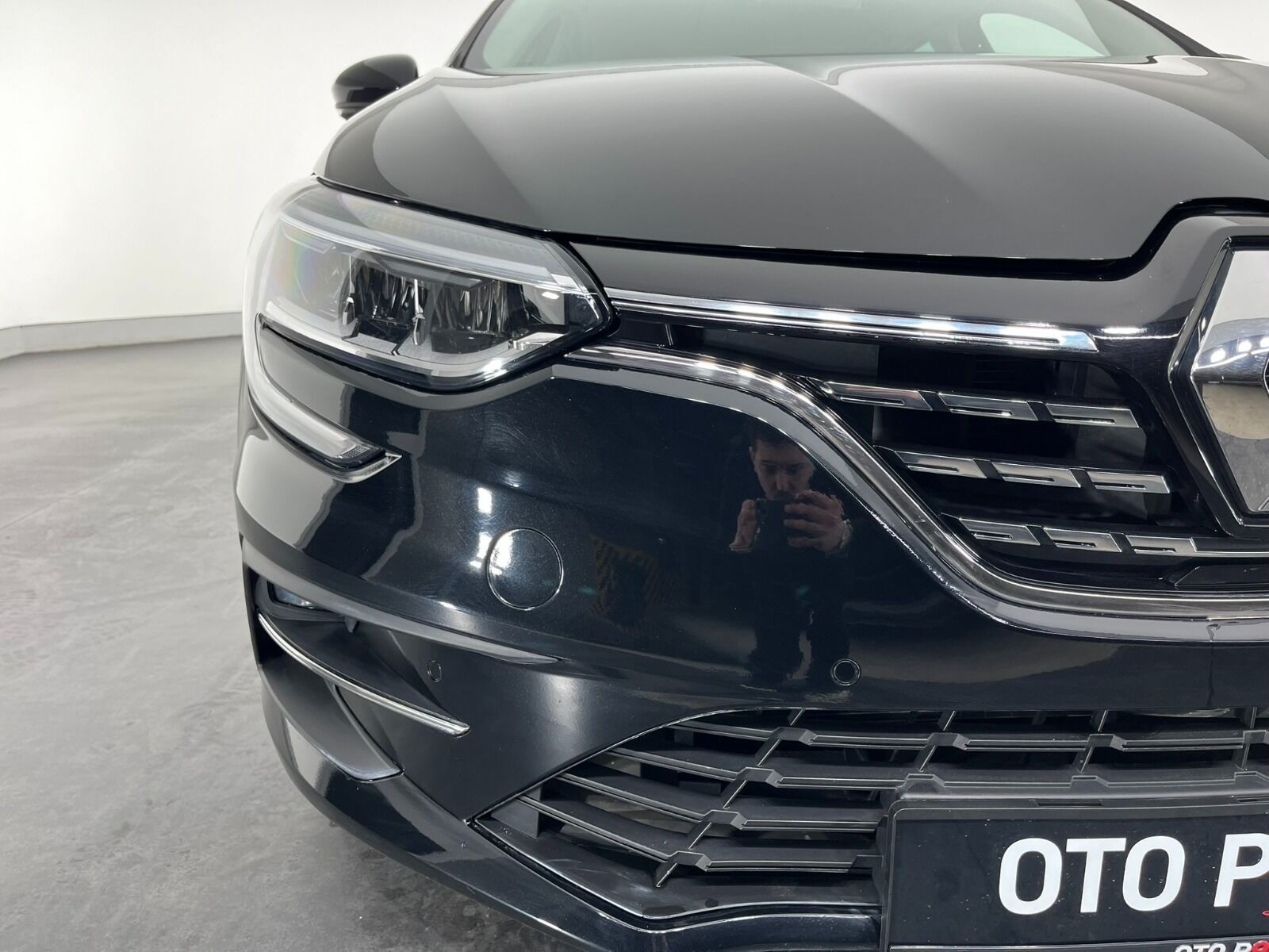 Renault Megane Sedan 1.5 Blue DCI Icon EDC - 2024 - Detay