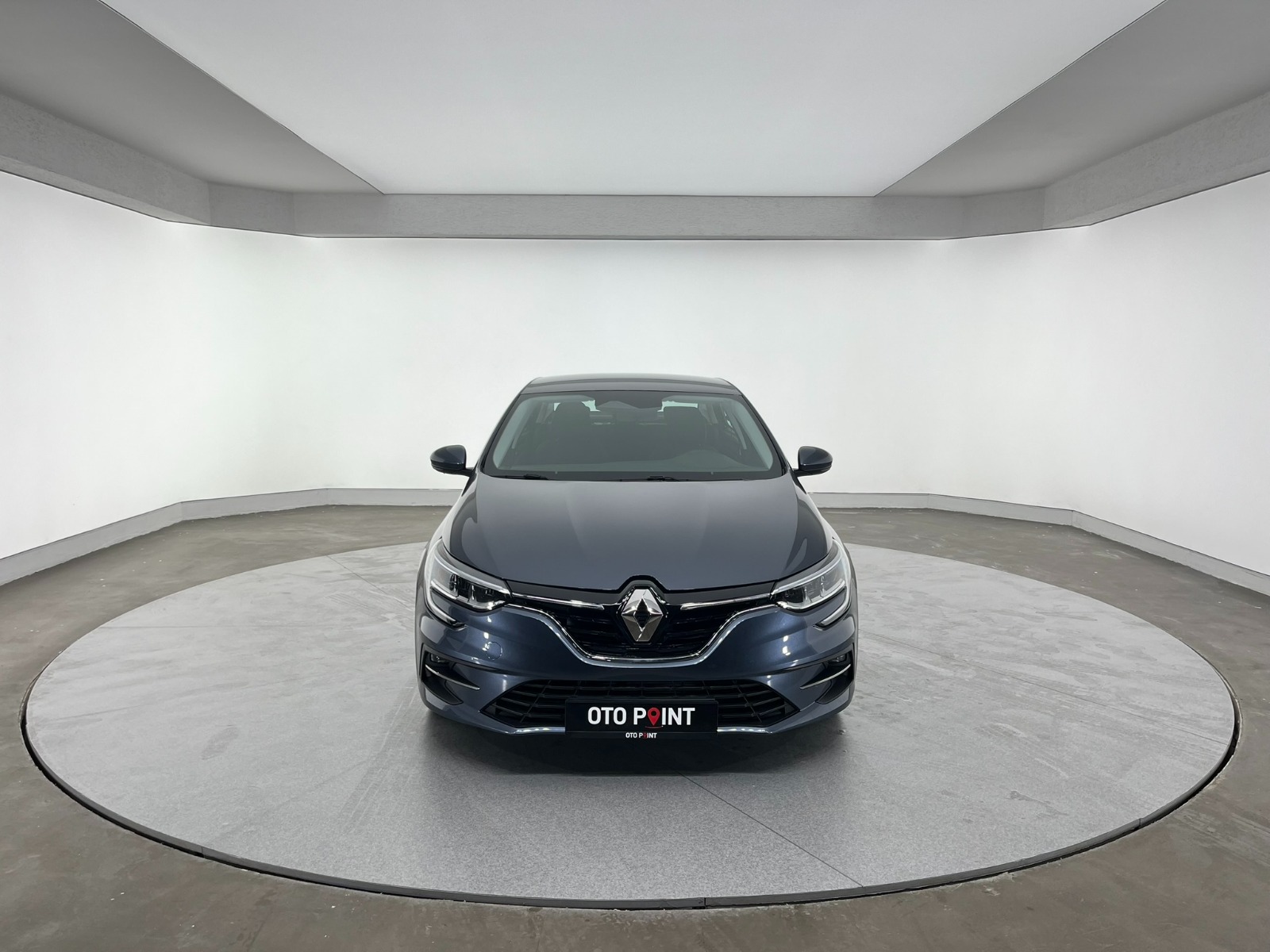 Renault Megane Sedan 1.3 TCe Touch EDC - 2024