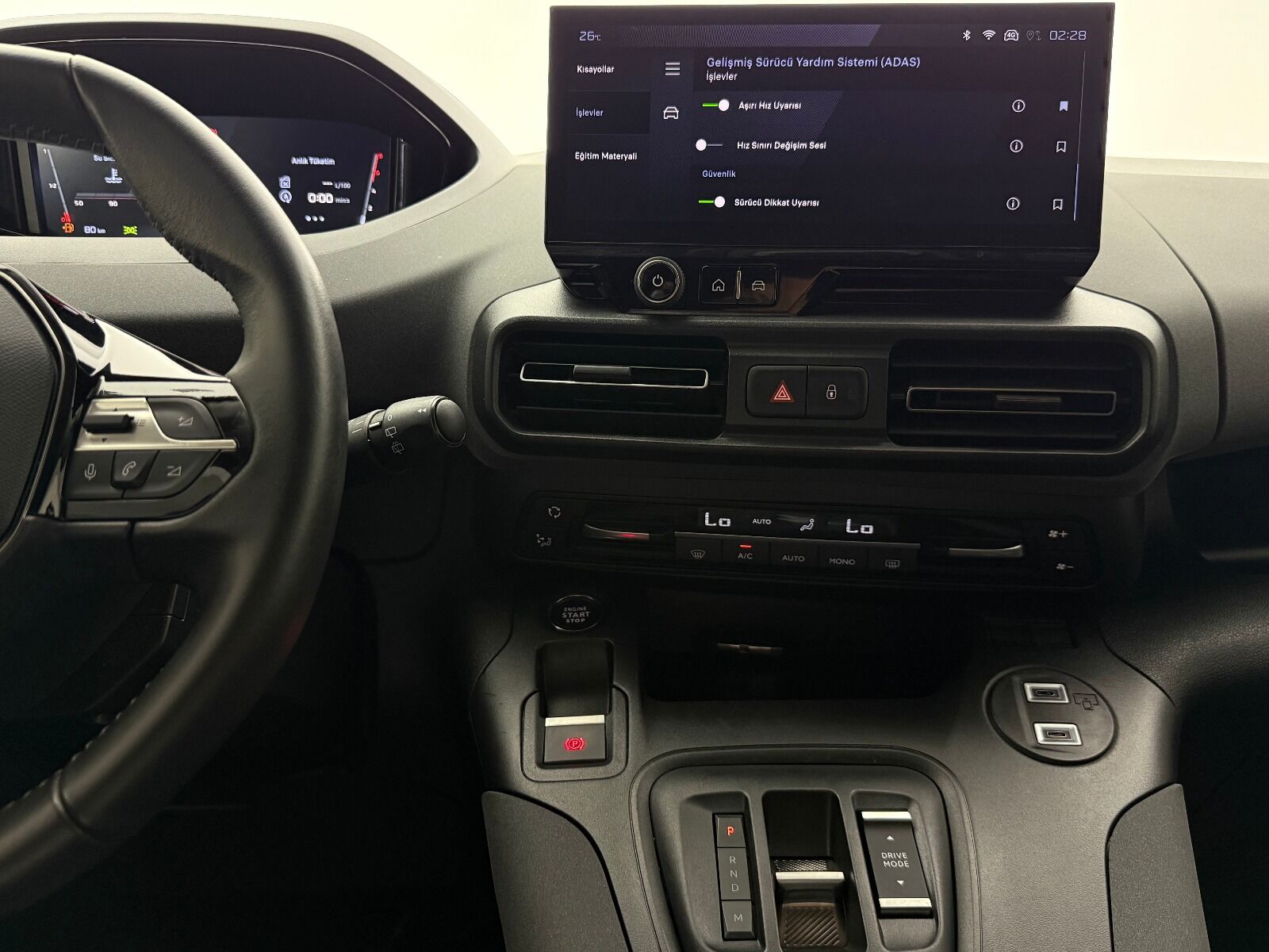 Peugeot Rifter 1.5 BlueHDI Allure EAT8 - 2026 - Detay