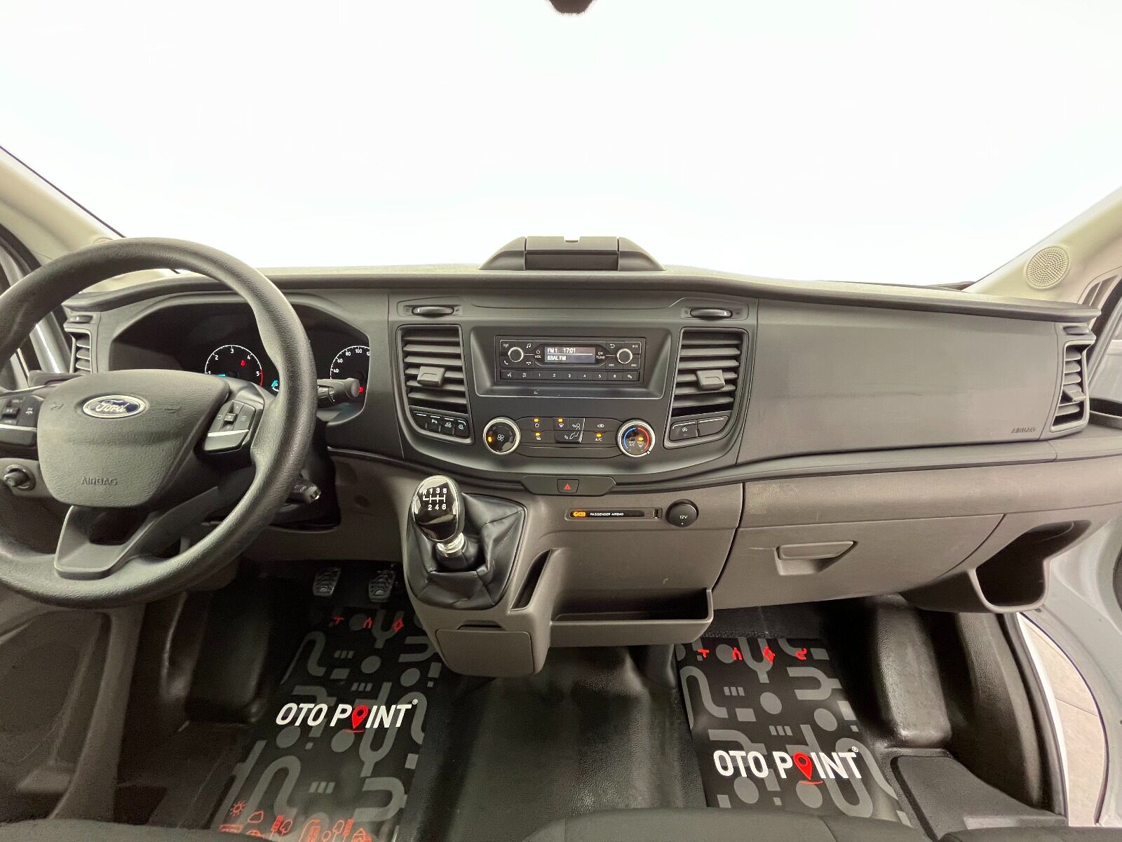 Ford Transit 350 E - 2024 - Detay