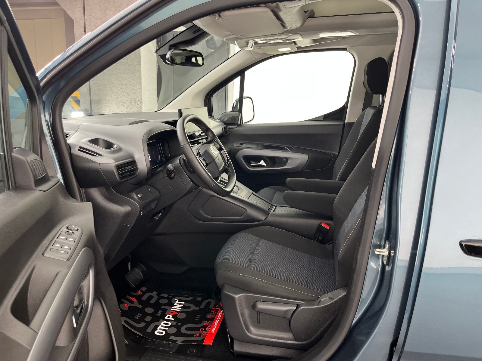Fiat Doblo Combi 1.5 BlueHDİ Premio Plus - 2025 - Detay