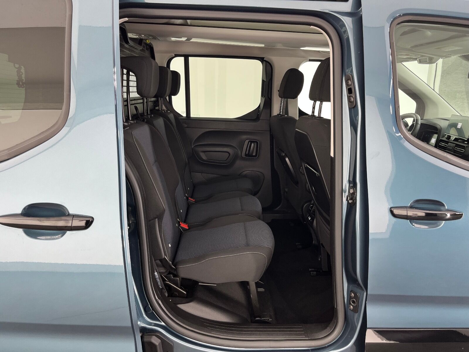 Fiat Doblo Combi 1.5 BlueHDİ Premio Plus - 2025 - Detay