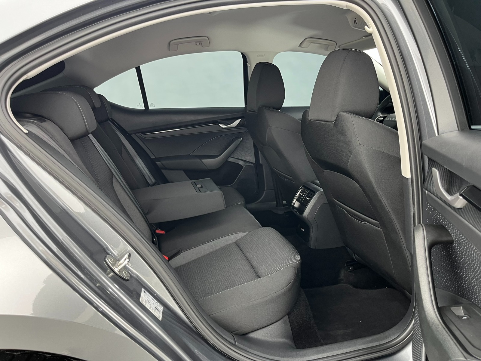 Skoda Octavia Sedan 1.5 TSI mHEV Premium DSG - 2025 - Detay