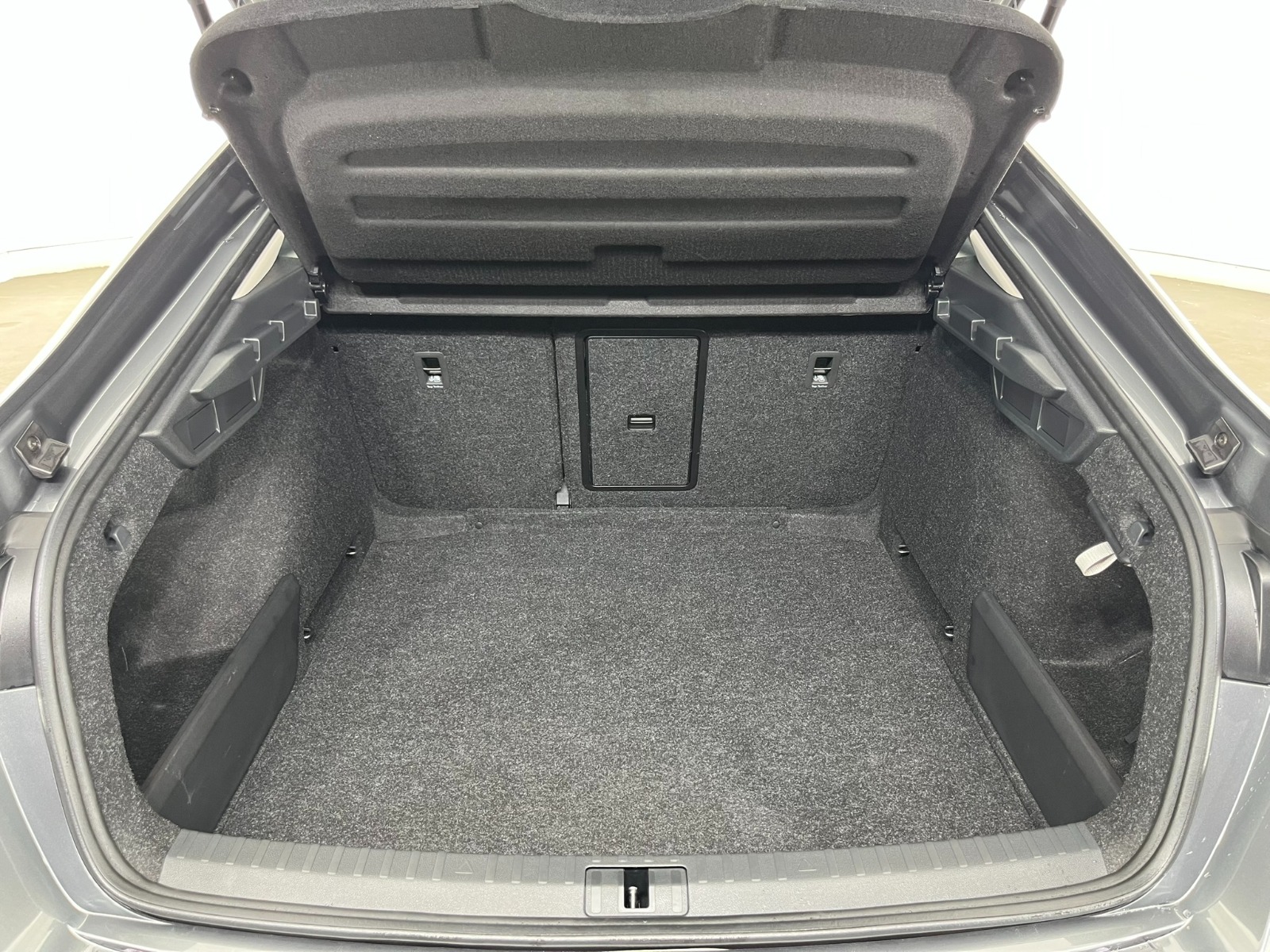 Skoda Octavia Sedan 1.5 TSI mHEV Premium DSG - 2025 - Detay