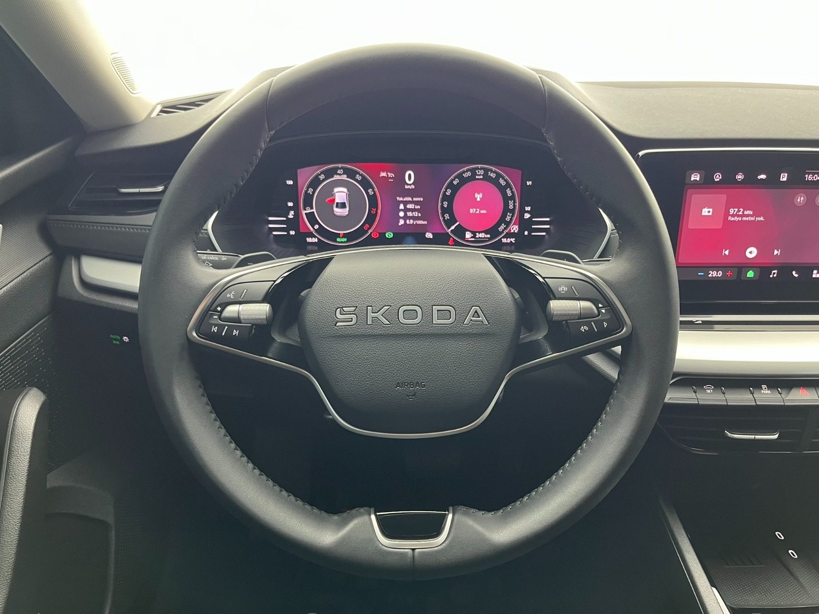 Skoda Octavia Sedan 1.5 TSI mHEV Premium DSG - 2025 - Detay