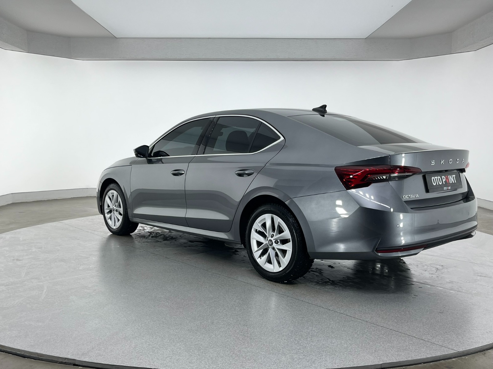 Skoda Octavia Sedan 1.5 TSI mHEV Premium DSG - 2025 - Detay