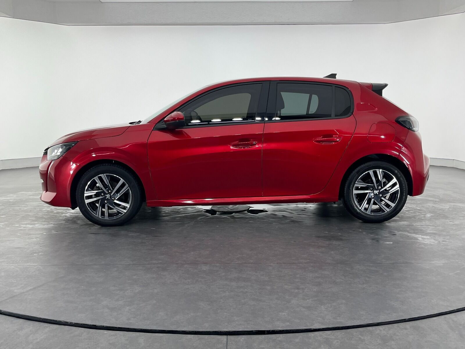 Peugeot 208 1.2 Puretech Allure Selection EAT8 - 2021 - Detay