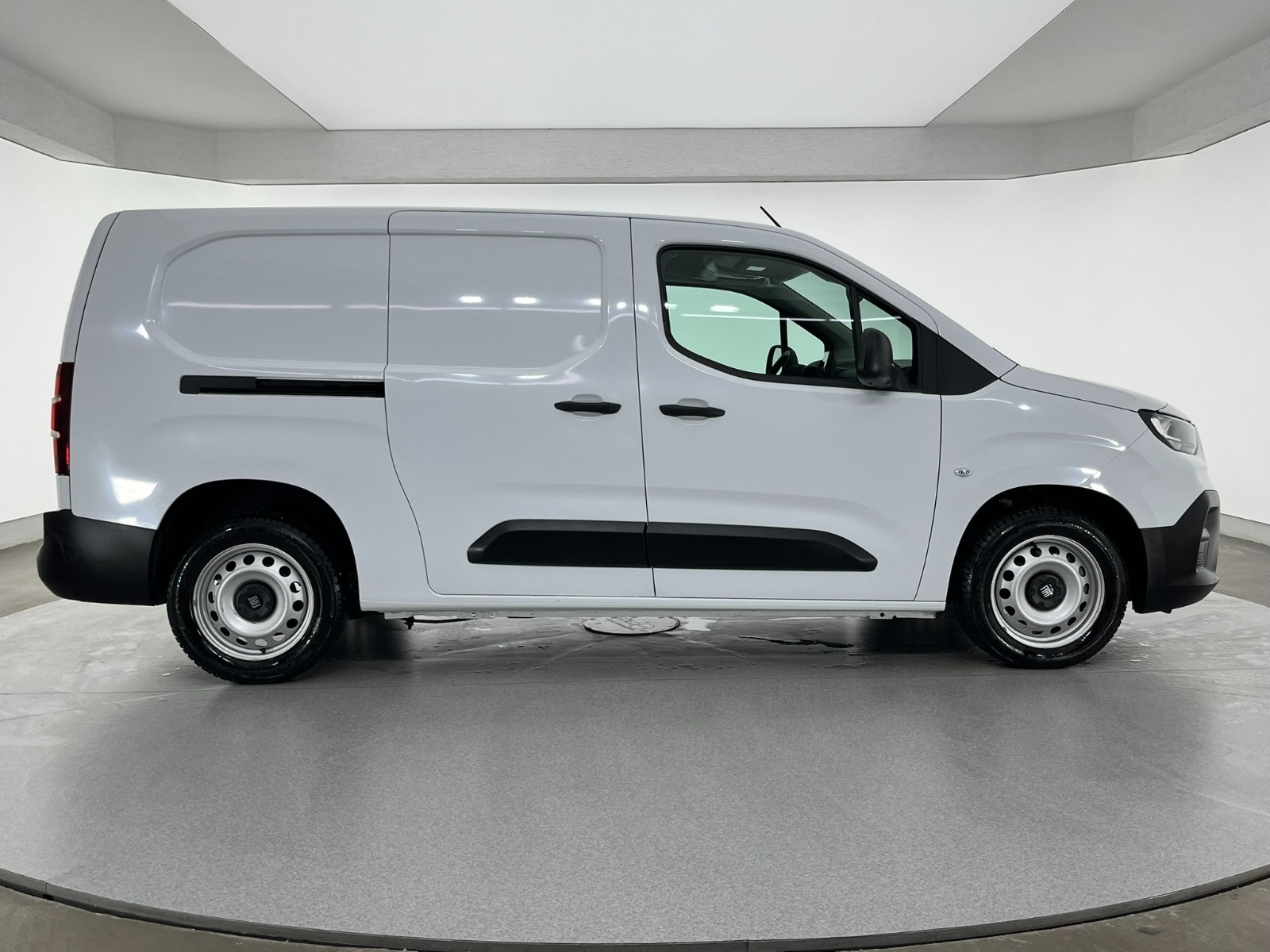 Fiat Doblo Cargo 1.5 BlueHDI Maxi - 2024 - Detay