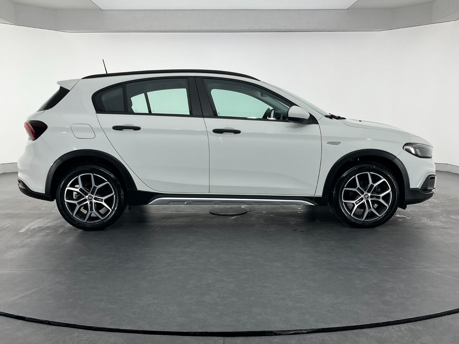 Fiat Egea Cross 1.6 MultiJet Urban GSR Traction+ DCT - 2024 - Detay