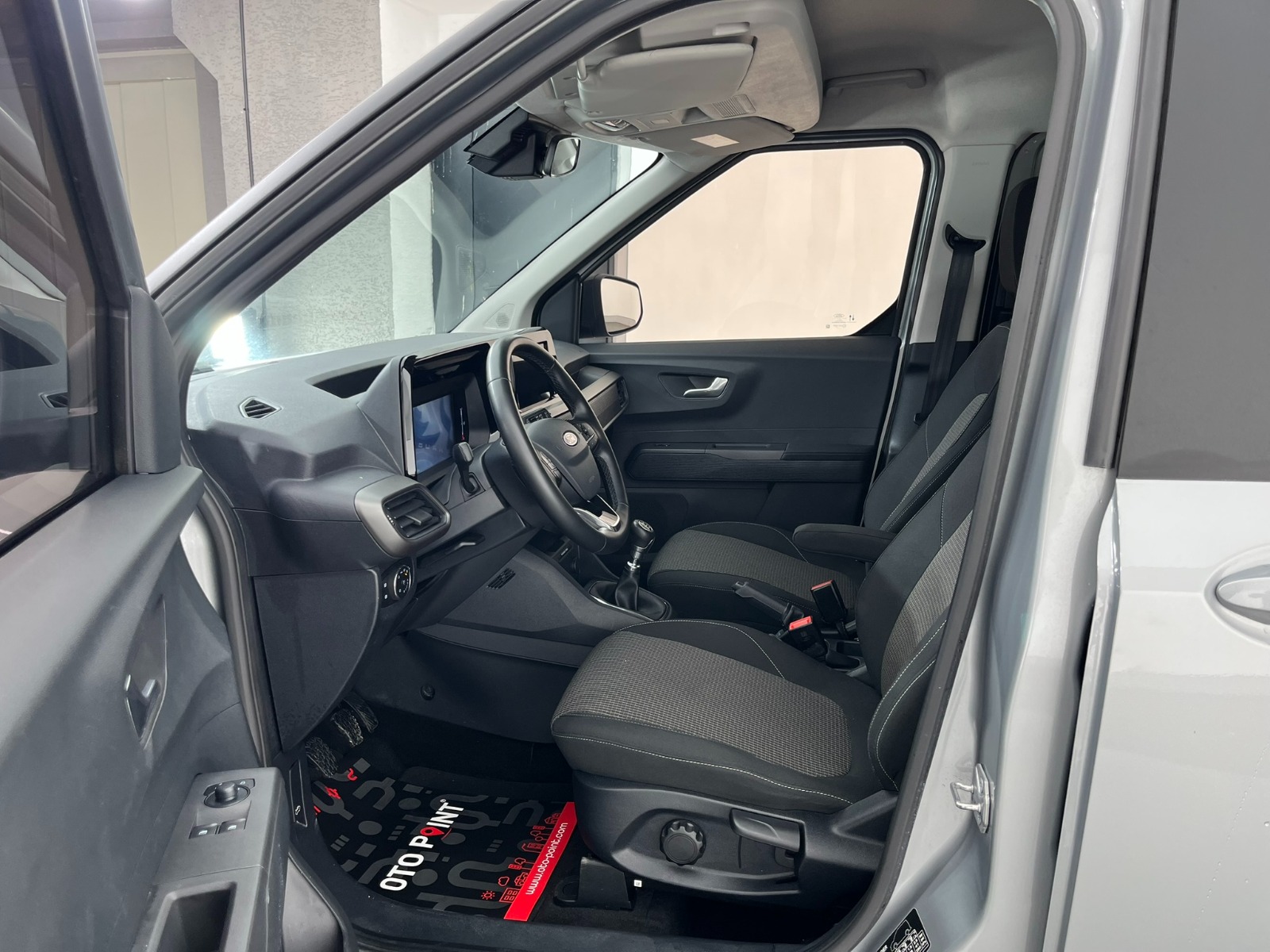 Ford Tourneo Courier Kombi 1.5 EcoBlue Deluxe - 2024 - Detay