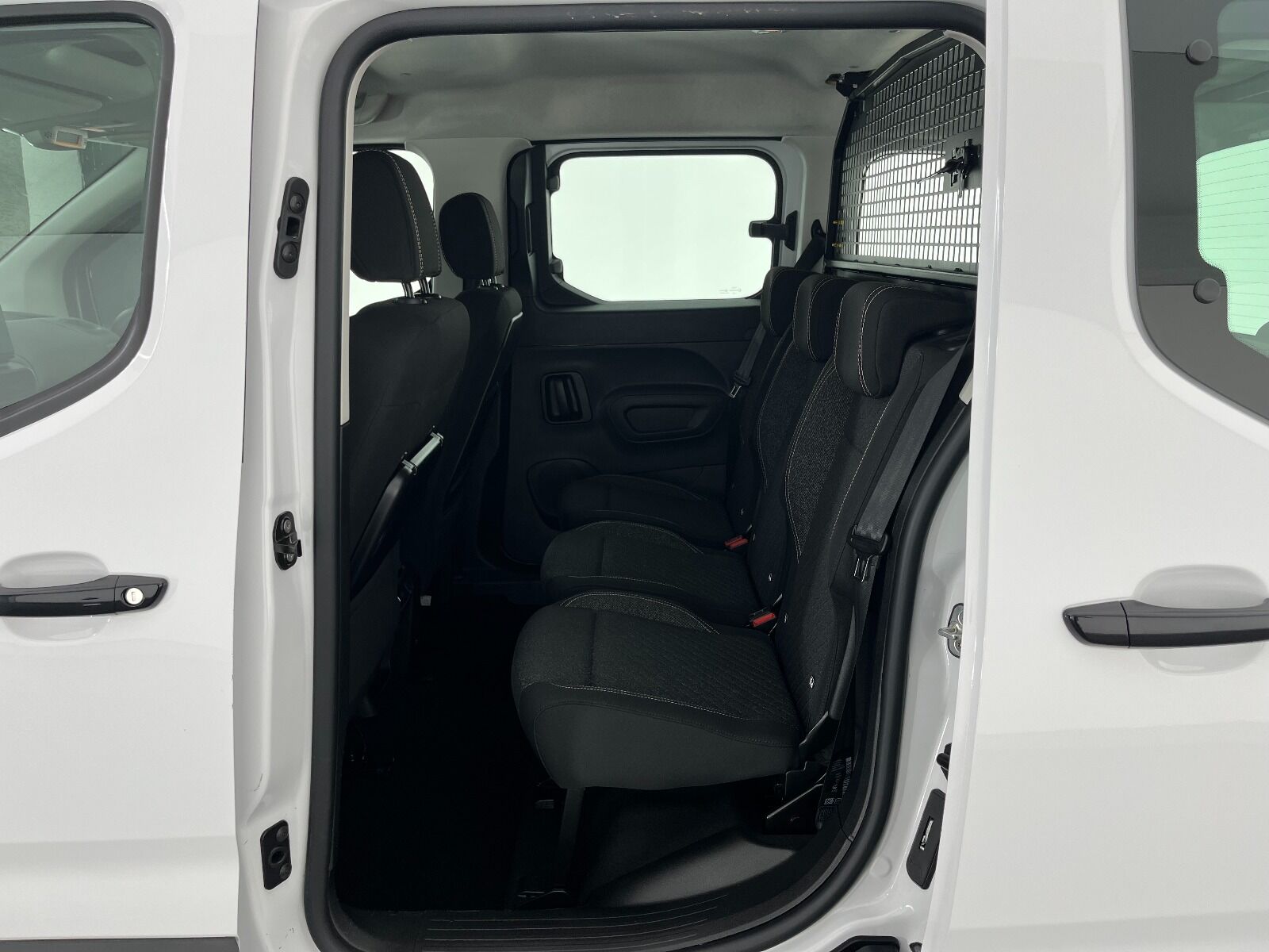 Peugeot Rifter 1.5 BlueHDI Allure EAT8 - 2025 - Detay