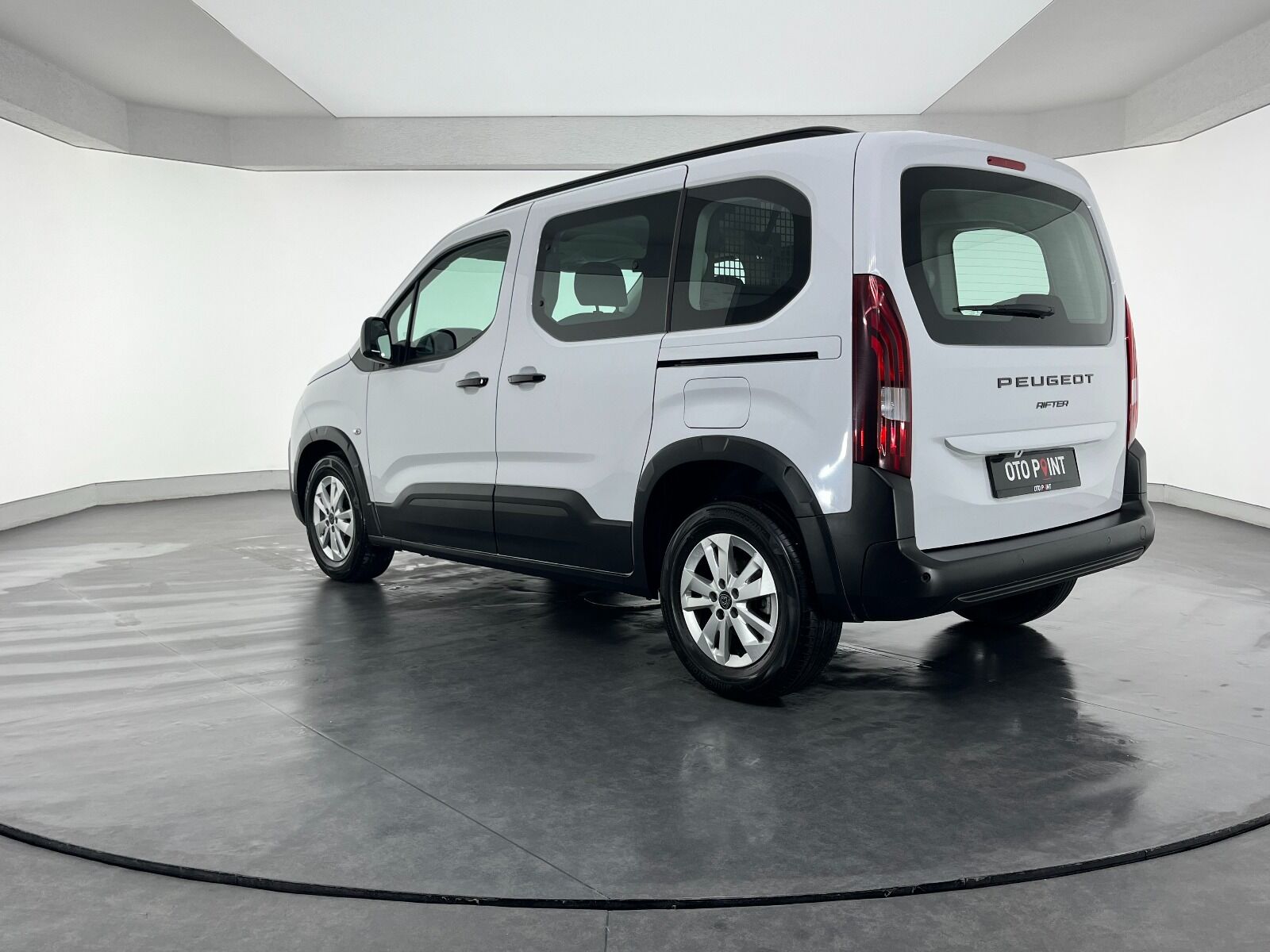 Peugeot Rifter 1.5 BlueHDI Allure EAT8 - 2025 - Detay