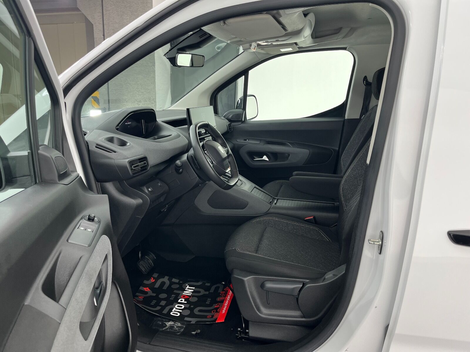 Peugeot Rifter 1.5 BlueHDI Allure EAT8 - 2025 - Detay