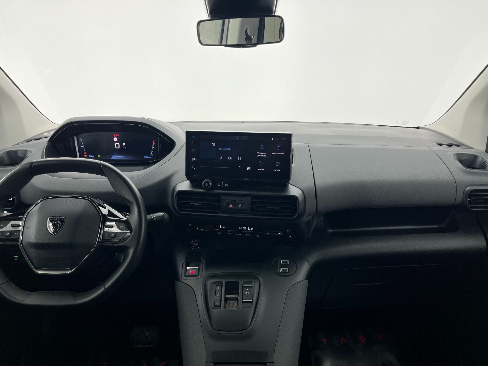 Peugeot Rifter 1.5 BlueHDI Allure EAT8 - 2025 - Detay