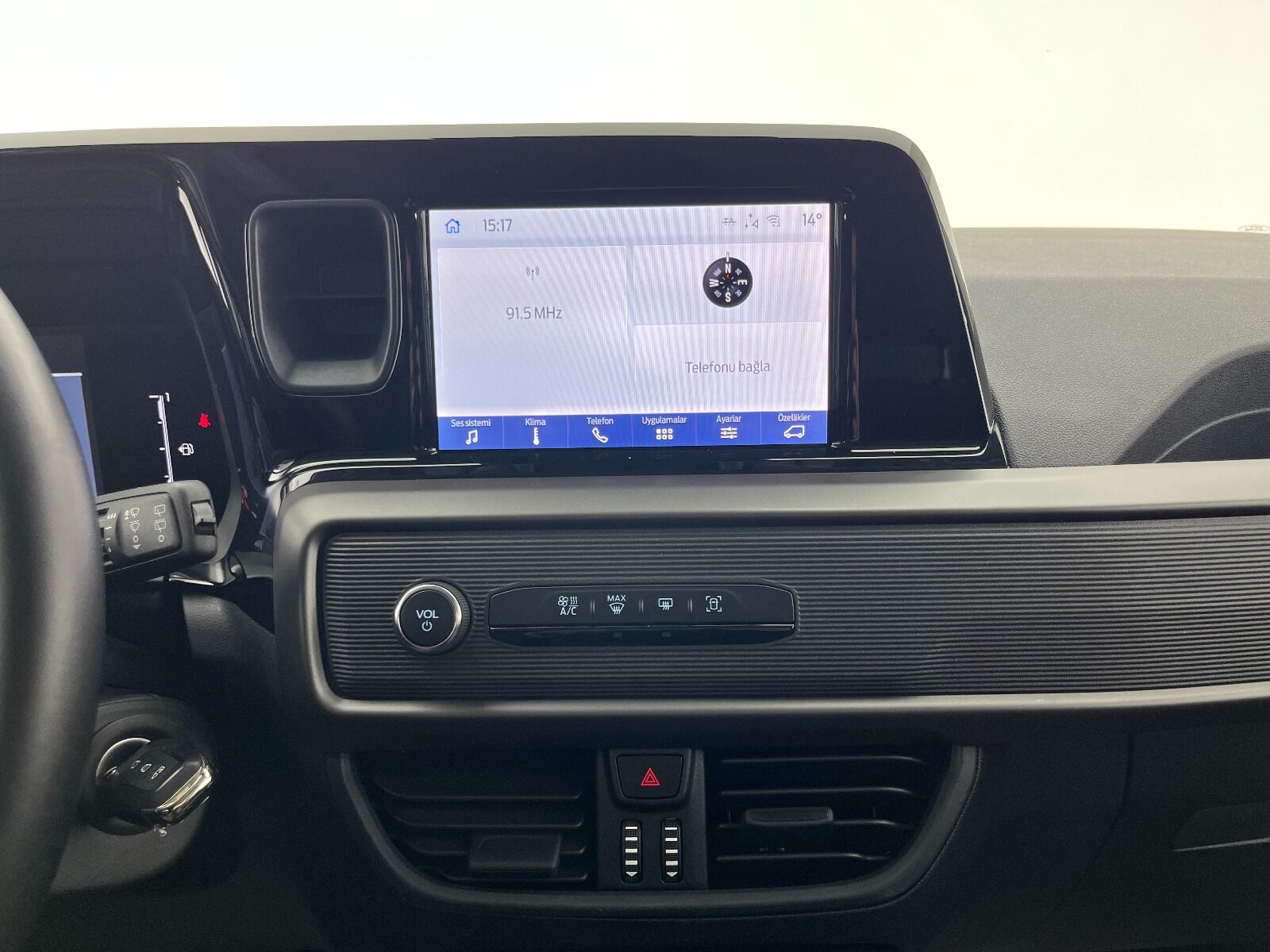 Ford Tourneo Courier Kombi 1.5 EcoBlue Deluxe - 2025 - Detay