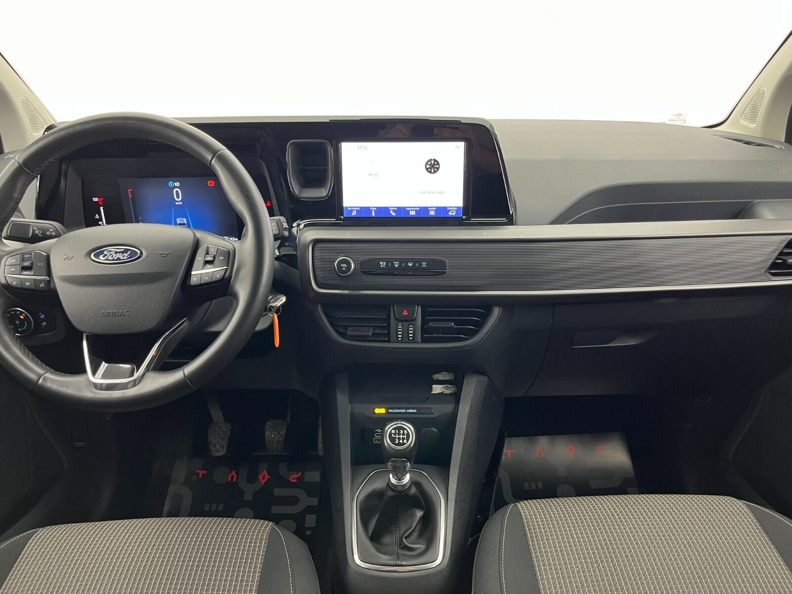 Ford Tourneo Courier Kombi 1.5 EcoBlue Deluxe - 2024 - Detay