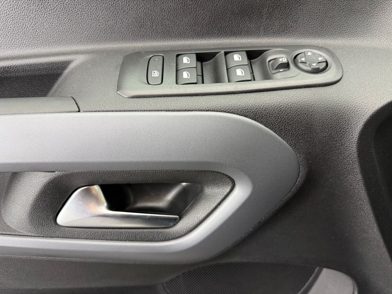 Fiat Doblo Combi 1.5 BlueHDİ Premio Plus - 2026 - Detay
