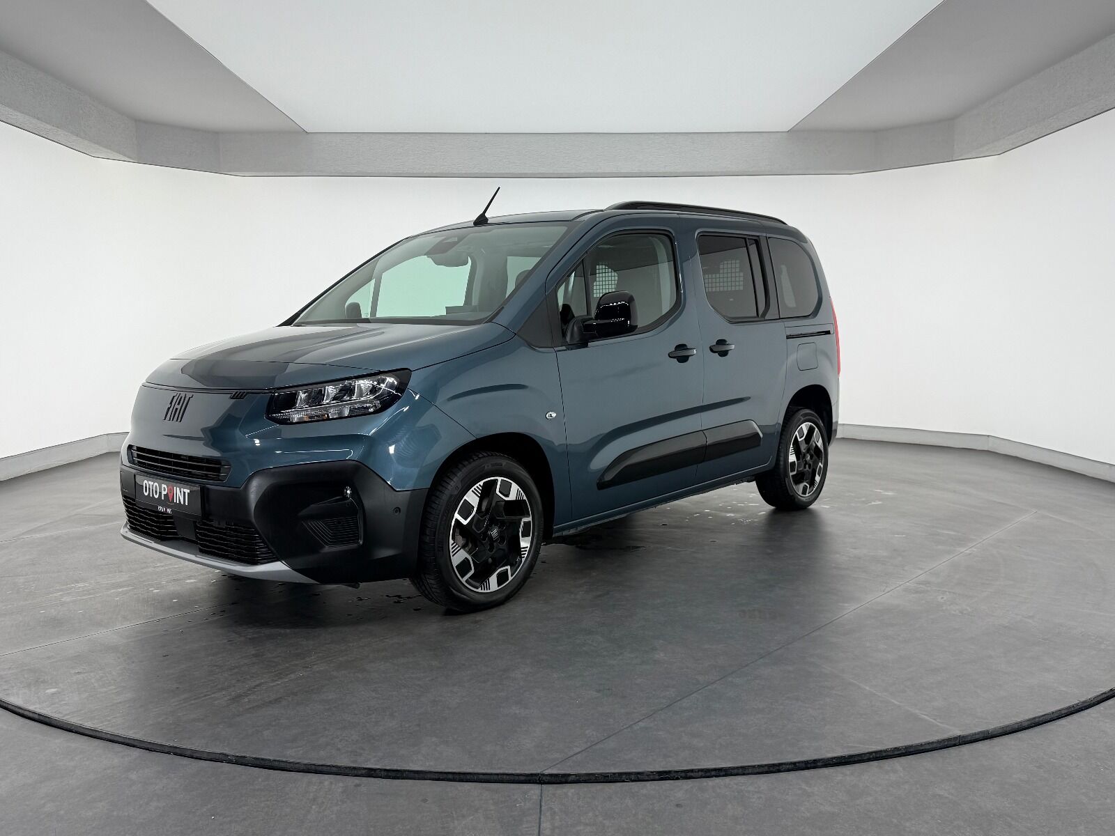 Fiat Doblo Combi 1.5 BlueHDİ Premio Plus - 2026 - Detay