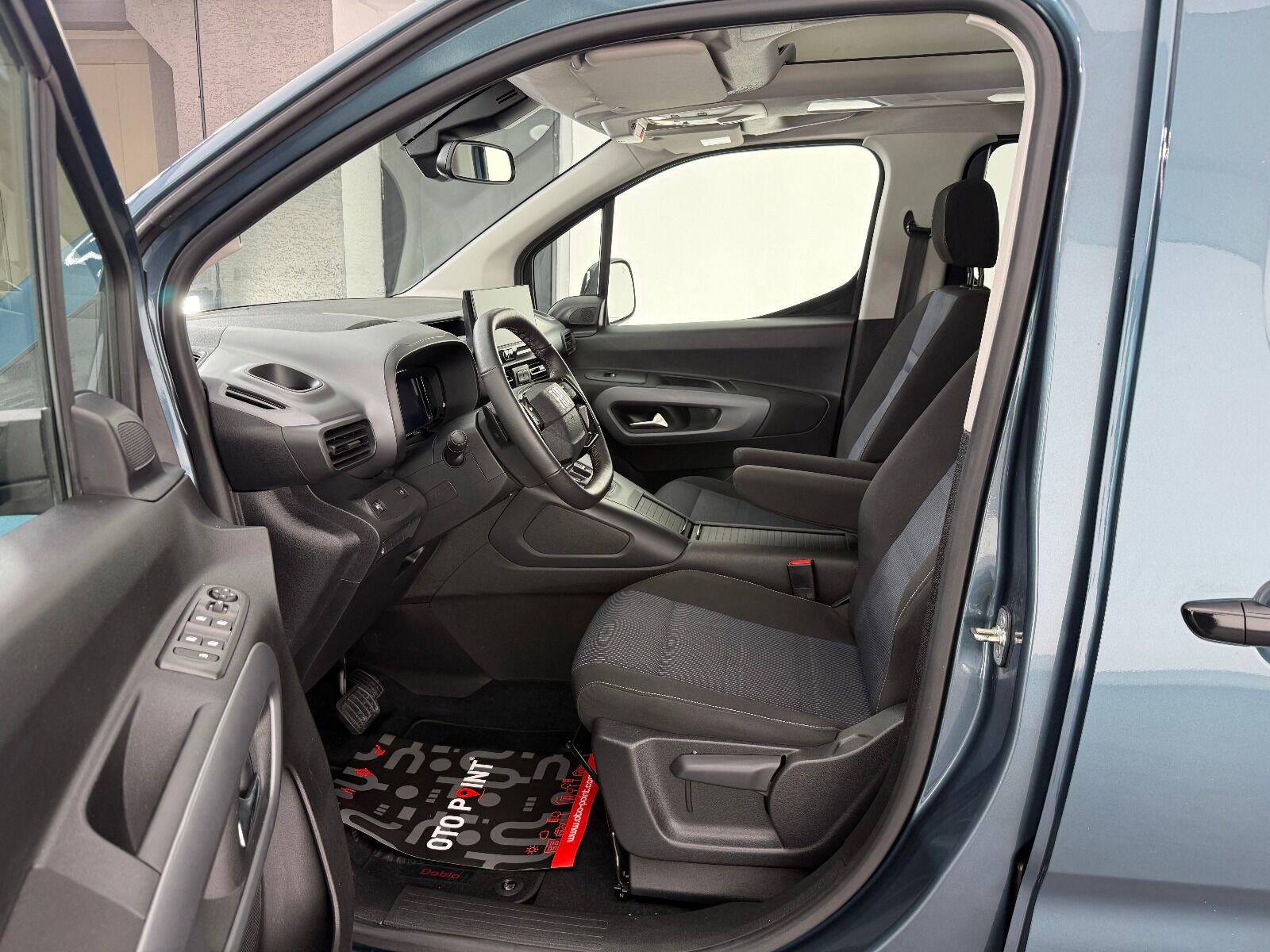 Fiat Doblo Combi 1.5 BlueHDİ Premio Plus - 2026 - Detay
